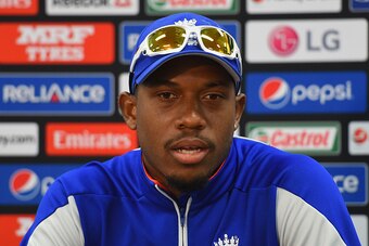 SYDNEY, AUSTRALIA - MARCH 11:  Chris Jordan of England talks to the media during a press conference at Sydney Cricket Ground on March 11, 2015 in Sydney, Australia.  (Photo by Shaun Botterill/Getty Images)