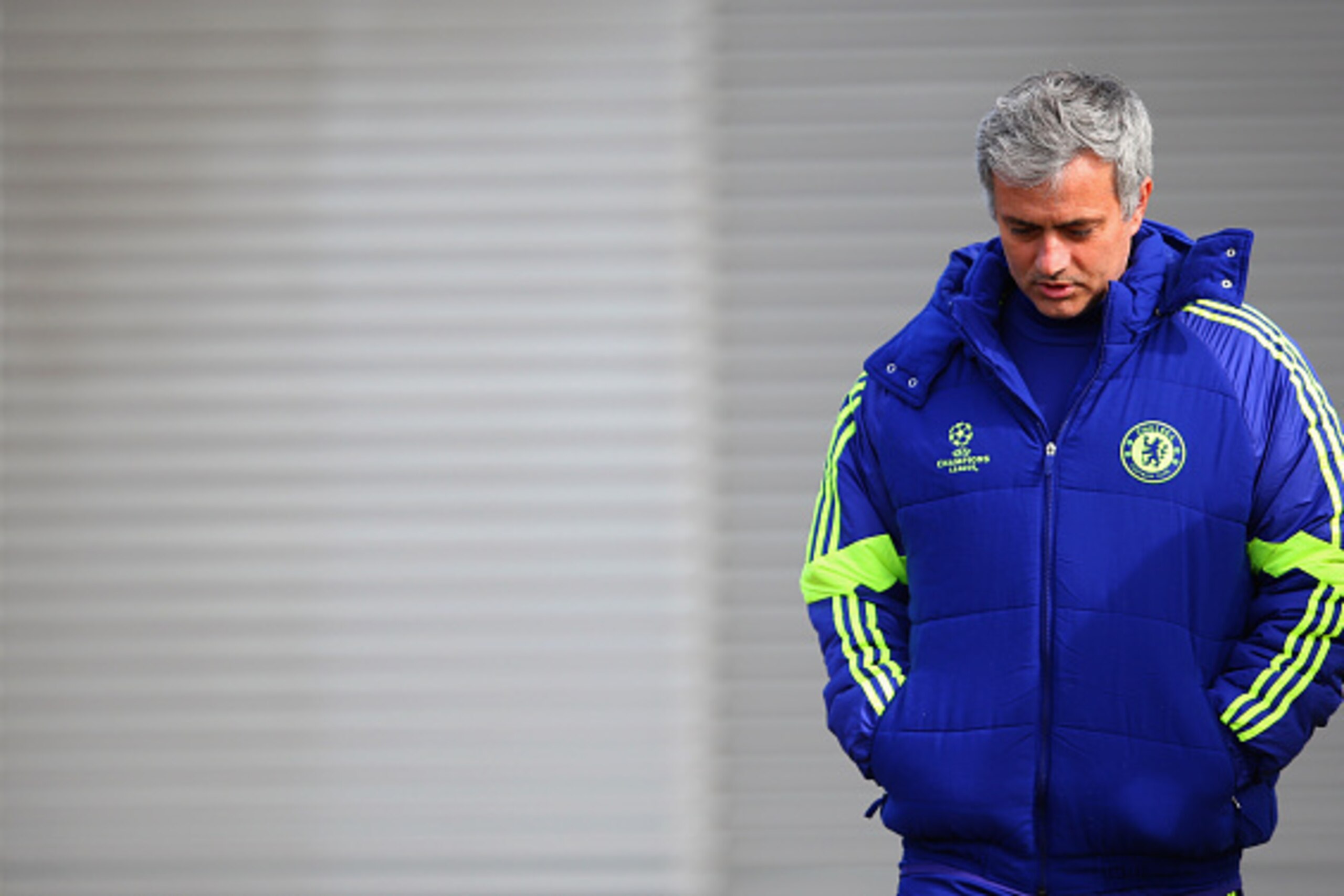 COBHAM, ENGLAND - MARCH 10:  Jose Mourinho manager of Chelsea looks on during a Chelsea training session ahead of the UEFA Champions League Round of 16 second leg match against Paris Saint-Germain at Chelsea Training Ground on March 10, 2015 in Cobham, En