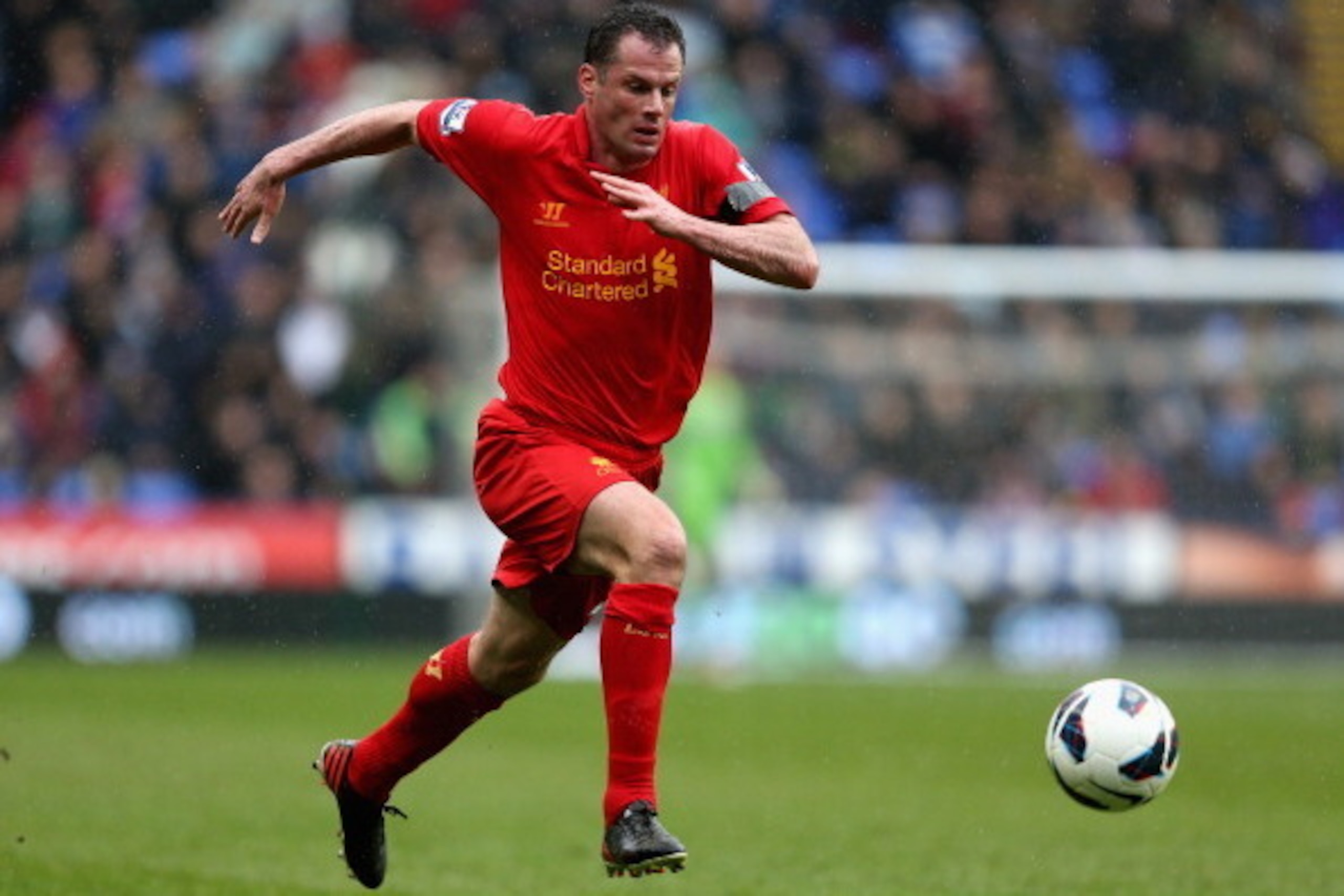 READING, ENGLAND - APRIL 13:  Jamie Carragher of Liverpool in action during the Barclays Premier League match between Reading and Liverpool at the Madejski Stadium on April 13, 2013 in Reading, England.  (Photo by Warren Little/Getty Images)