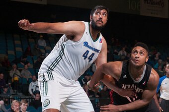 RENO, NV - DECEMBER 12:  Sim Bhullar #44 of the Reno Bighorns boxes out Jerrelle Benimon #50 of the Idaho Stampede during an NBA D-League game on December 12, 2014 at the Reno Events Center in Reno, Nevada. NOTE TO USER: User expressly acknowledges and ag