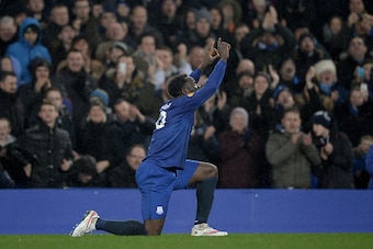 LIVERPOOL, ENGLAND - MARCH 12:  Romelu Lukaku of Everton celebrates following his team's 2-1 defeat during the UEFA Europa League Round of 16, first leg match between Everton and FC Dynamo Kyiv at Goodison Park on March 12, 2015 in Liverpool, United Kingd