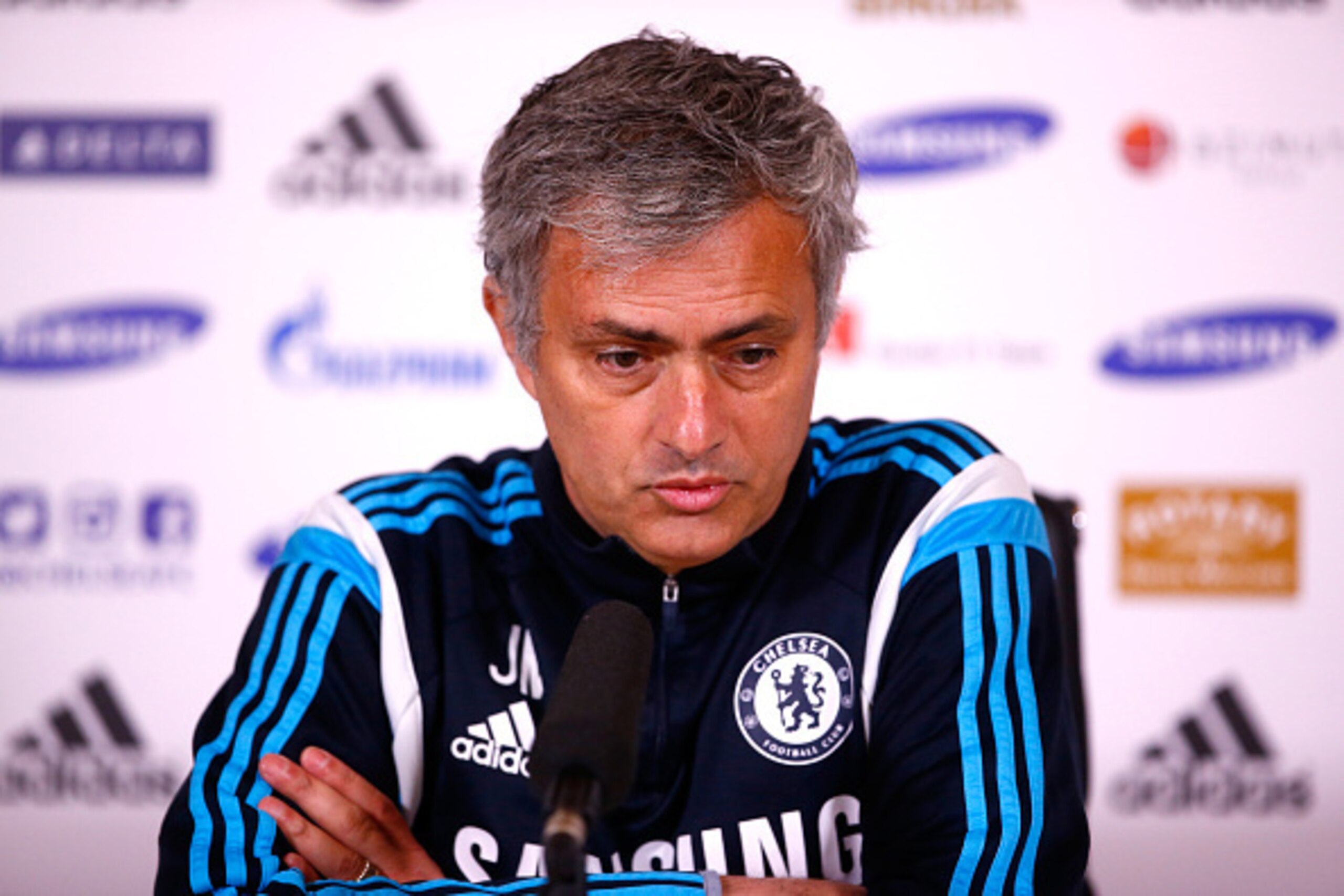 COBHAM, ENGLAND - MARCH 13:  Jose Mourinho speaks during a press conference at Chelsea Training Ground on March 13, 2015 in Cobham, England.  (Photo by Clive Rose/Getty Images)