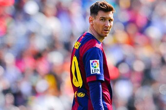 BARCELONA, SPAIN - MARCH 08:  Lionel Messi of FC Barcelona looks on during the La Liga match between FC Barcelona and Rayo Vallecano de Madrid at Camp Nou on March 8, 2015 in Barcelona, Spain.  (Photo by David Ramos/Getty Images)
