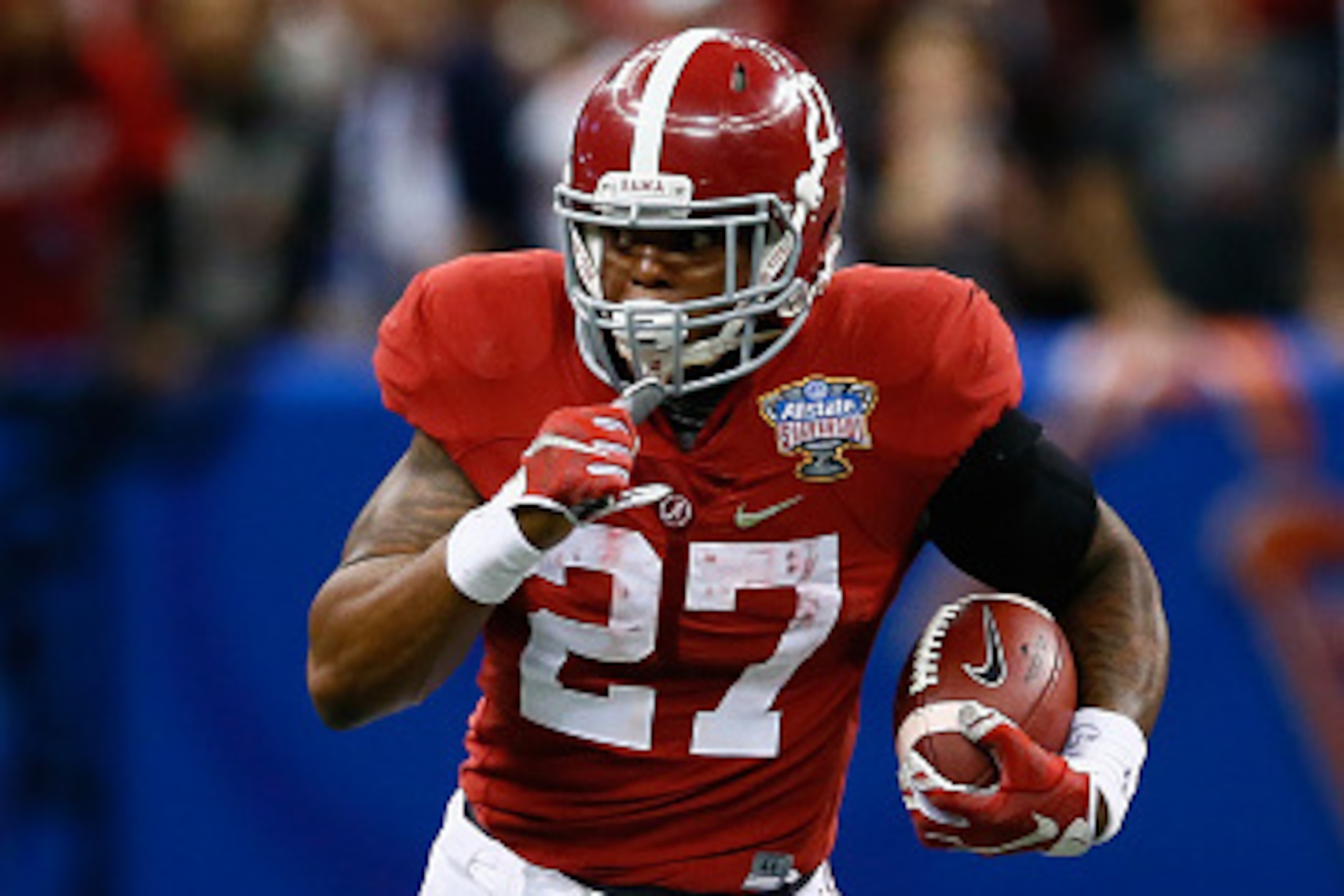 NEW ORLEANS, LA - JANUARY 01:  Derrick Henry #27 of the Alabama Crimson Tide runs the ball against the Ohio State Buckeyes during the All State Sugar Bowl at the Mercedes-Benz Superdome on January 1, 2015 in New Orleans, Louisiana.  (Photo by Kevin C. Cox
