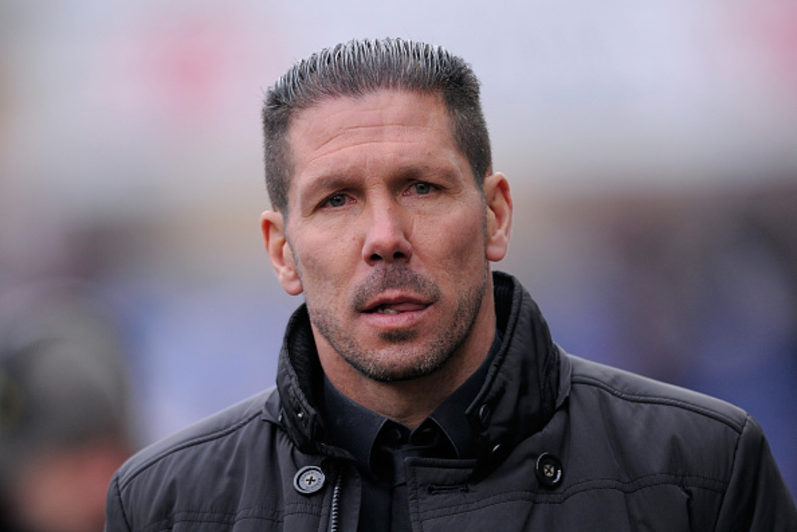 MADRID, SPAIN - FEBRUARY 07:  Head coach Diego Simeone of Club Atletico de Madrid looks on during the La Liga match between Club Atletico de Madrid and Real Madrid at Vicente Calderon Stadium on February 7, 2015 in Madrid, Spain.  (Photo by Denis Doyle/Ge