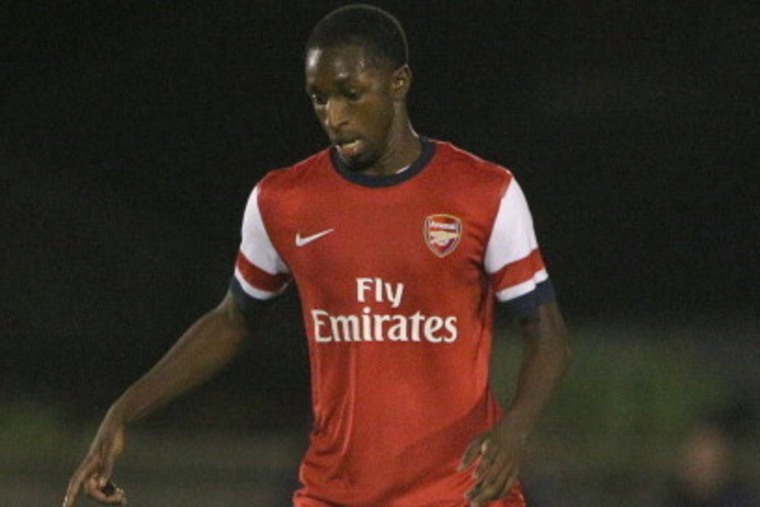 BOREHAMWOOD, ENGLAND - OCTOBER 23: Glen Kamara of Arsenal looks to get play going during the UEFA Youth League match between Arsenal U19 and Borussia Dortmund U19 at Meadow Park on October 23, 2013 in Borehamwood, England, (Photo by Charlie Crowhurst/Gett