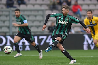 REGGIO NELL'EMILIA, ITALY - MARCH 15:  Domenico Berardi of Sassuolo kicks the penalty and scores the goal 3-1 during the Serie A match between US Sassuolo Calcio and Parma FC at Mapei Stadium on March 15, 2015 in Reggio nell'Emilia, Italy.  (Photo by Gius