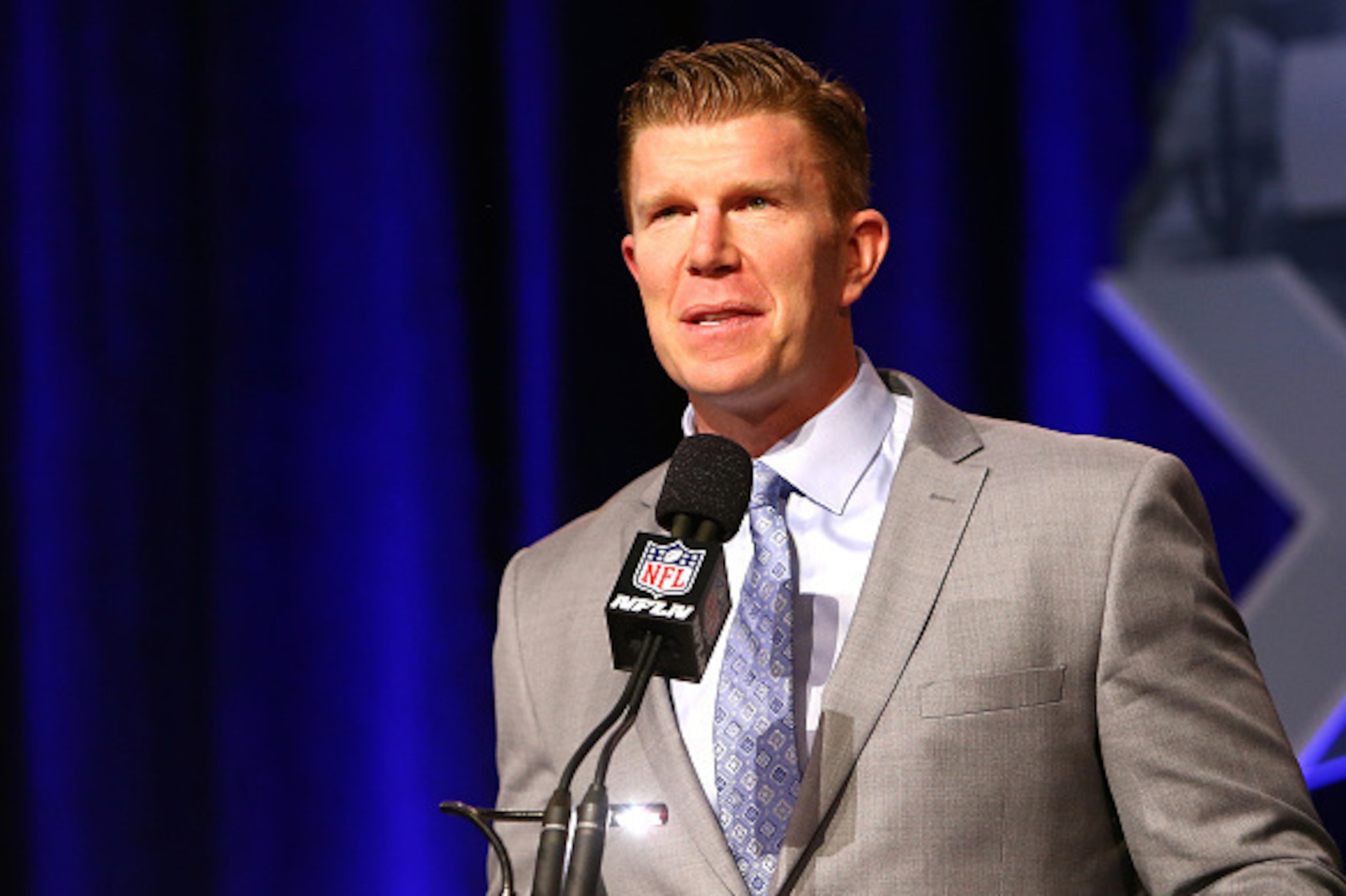 PHOENIX, AZ - JANUARY 30: Former NFL player Matt Birk speaks during the Don Shula High School Coach Of The Year Press Conference prior to the upcoming Super Bowl XLIX at Phoenix Convention Center on January 30, 2015 in Phoenix, Arizona.  (Photo by Mike La