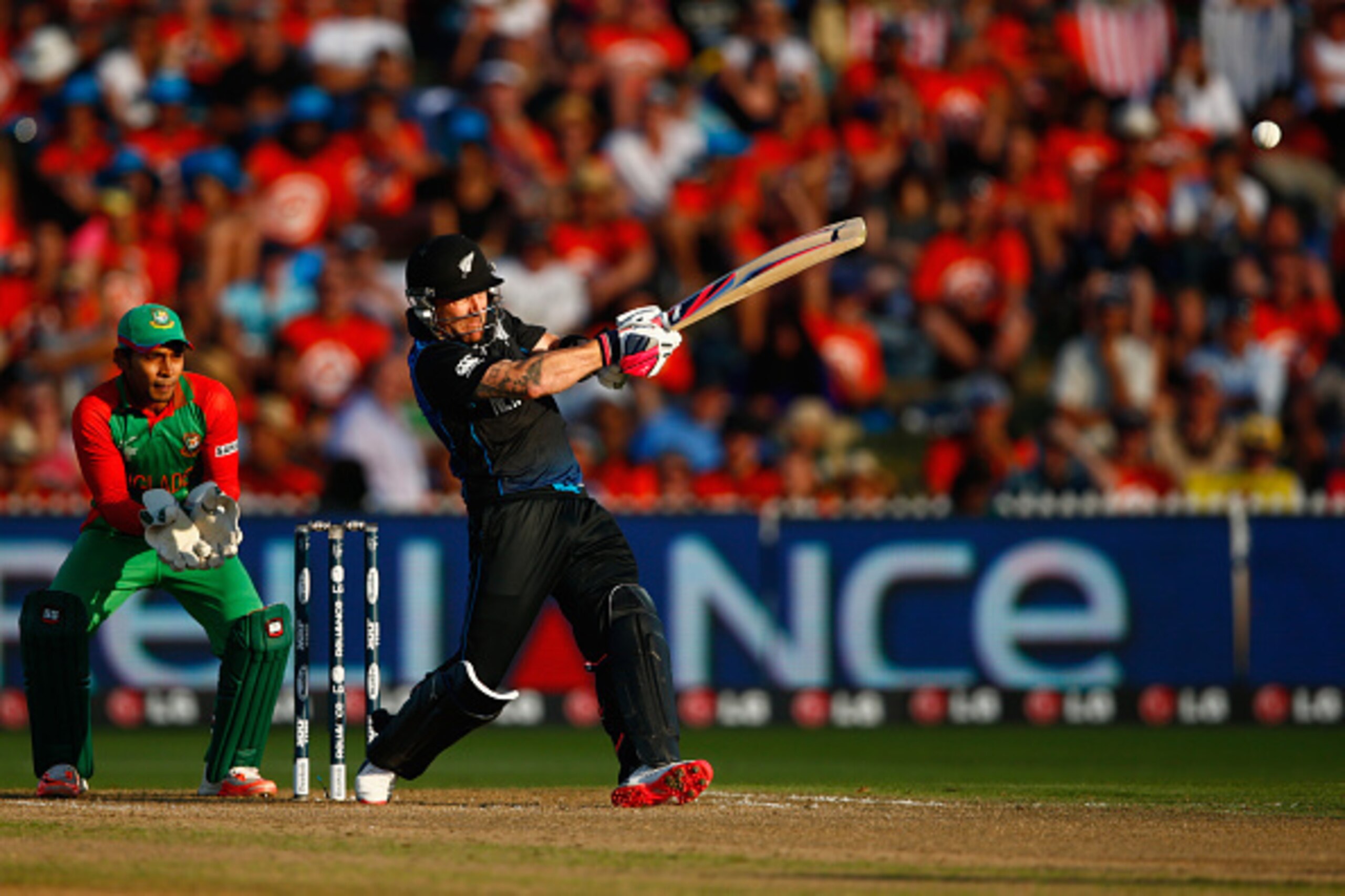 HAMILTON, NEW ZEALAND - MARCH 13: Brendon McCullum of New Zealand bats  during the 2015 ICC Cricket World Cup match between Bangladesh and New Zealand at Seddon Park on March 13, 2015 in Hamilton, New Zealand.  (Photo by Phil Walter/Getty Images)