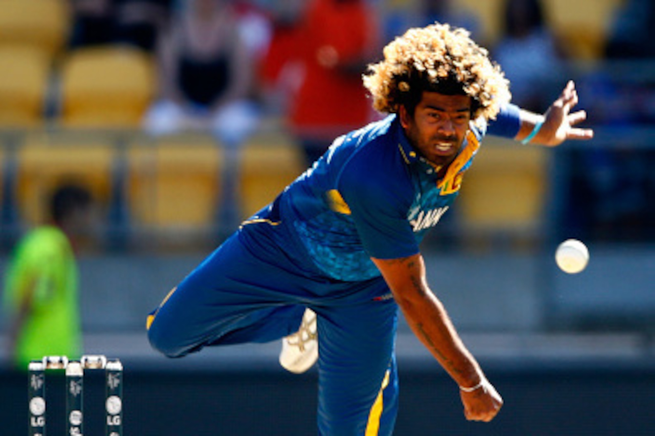 WELLINGTON, NEW ZEALAND - MARCH 01: Lasith Malinga of Sri Lanka bowls  during the 2015 ICC Cricket World Cup match between England and Sri Lanka at Wellington Regional Stadium on March 1, 2015 in Wellington, New Zealand.  (Photo by Phil Walter/Getty Image