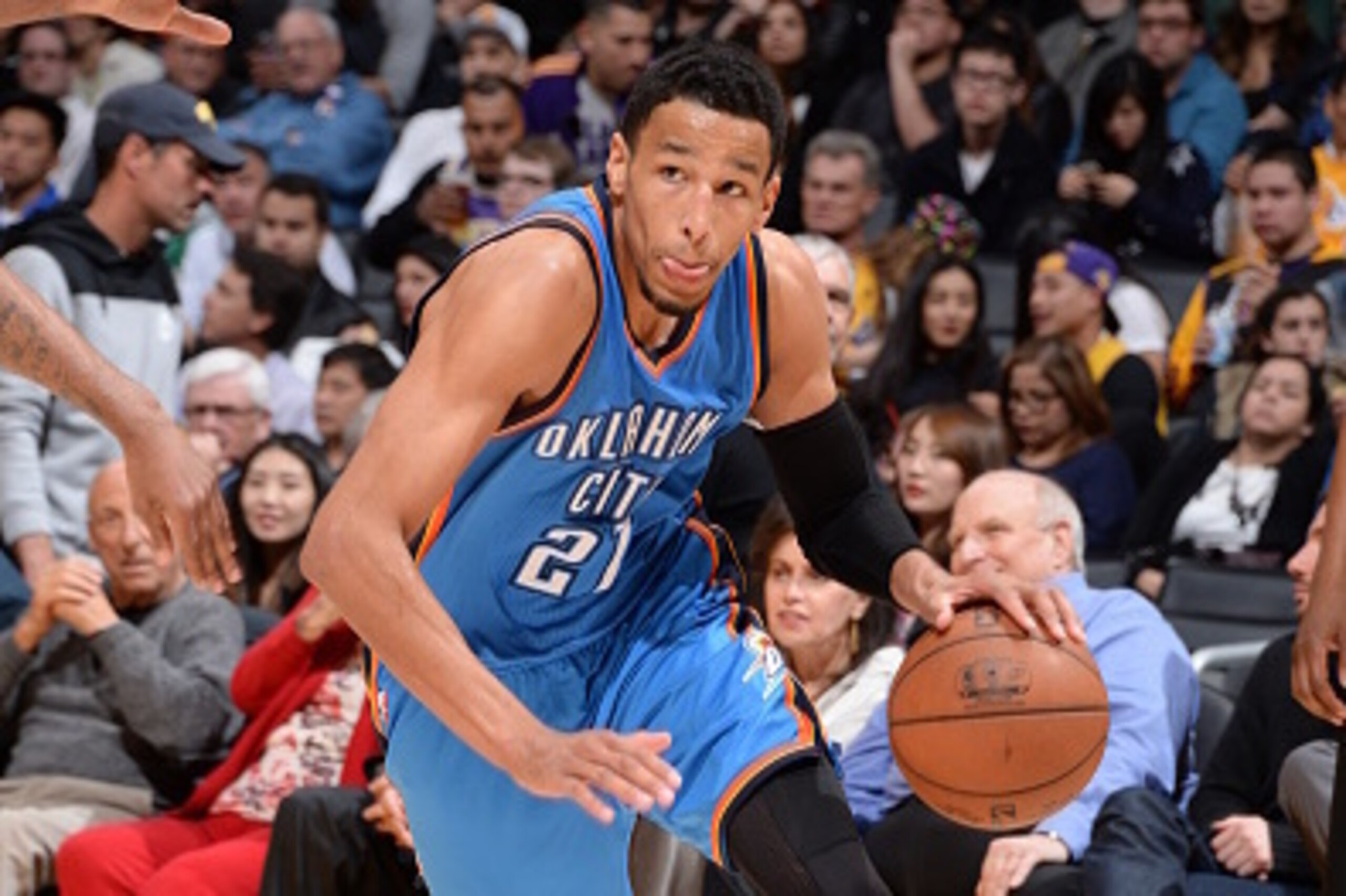LOS ANGELES, CA - MARCH 1: Andre Roberson #21 of the Oklahoma City Thunder drives to the basket against the Los Angeles Lakers on March 1, 2015 at Staples Center in Los Angeles, California. NOTE TO USER: User expressly acknowledges and agrees that, by do LOS ANGELES, CA - MARCH 1: Andre Roberson #21 of the Oklahoma City Thunder drives to the basket against the Los Angeles Lakers on March 1, 2015 at Staples Center in Los Angeles, California. NOTE TO USER: User expressly acknowledges and agrees that, by do