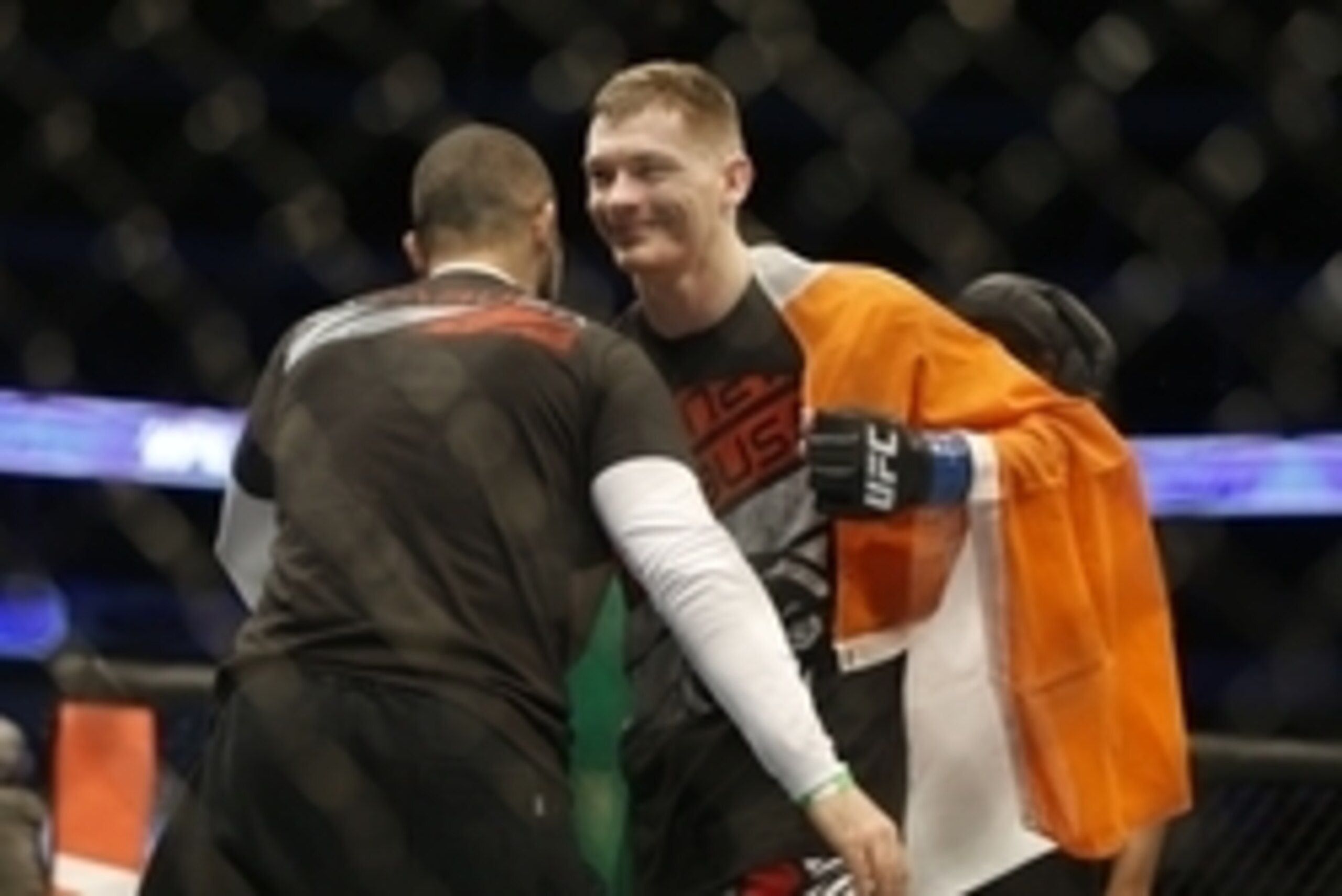 Mar 14, 2015; Dallas, TX, USA; Joseph Duffy (blue) defeats Jake Lindsey (red) in the lightweight bout during UFC 185 at American Airlines Center. Mandatory Credit: Tim Heitman-USA TODAY Sports Mar 14, 2015; Dallas, TX, USA; Joseph Duffy (blue) defeats Jake Lindsey (red) in the lightweight bout during UFC 185 at American Airlines Center. Mandatory Credit: Tim Heitman-USA TODAY Sports
