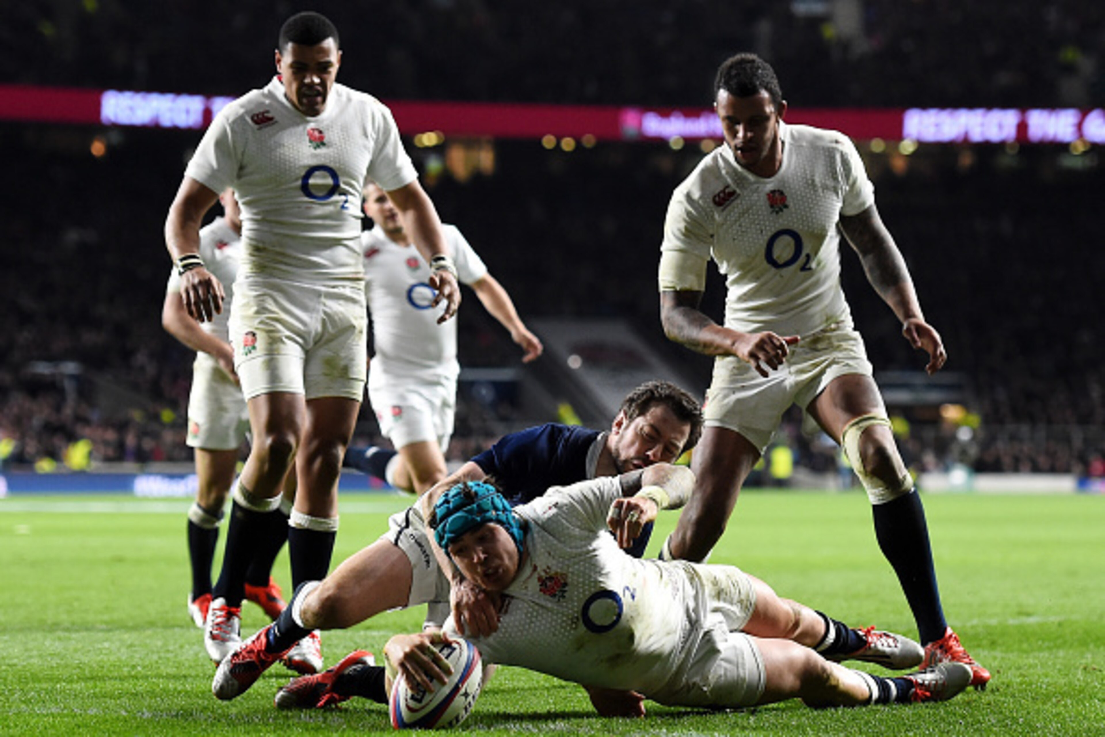 LONDON, ENGLAND - MARCH 14:  Jack Nowell of England dives over to score his team's third try of the game during the RBS Six Nations match between England and Scotland at Twickenham Stadium on March 14, 2015 in London, England.  (Photo by Laurence Griffith