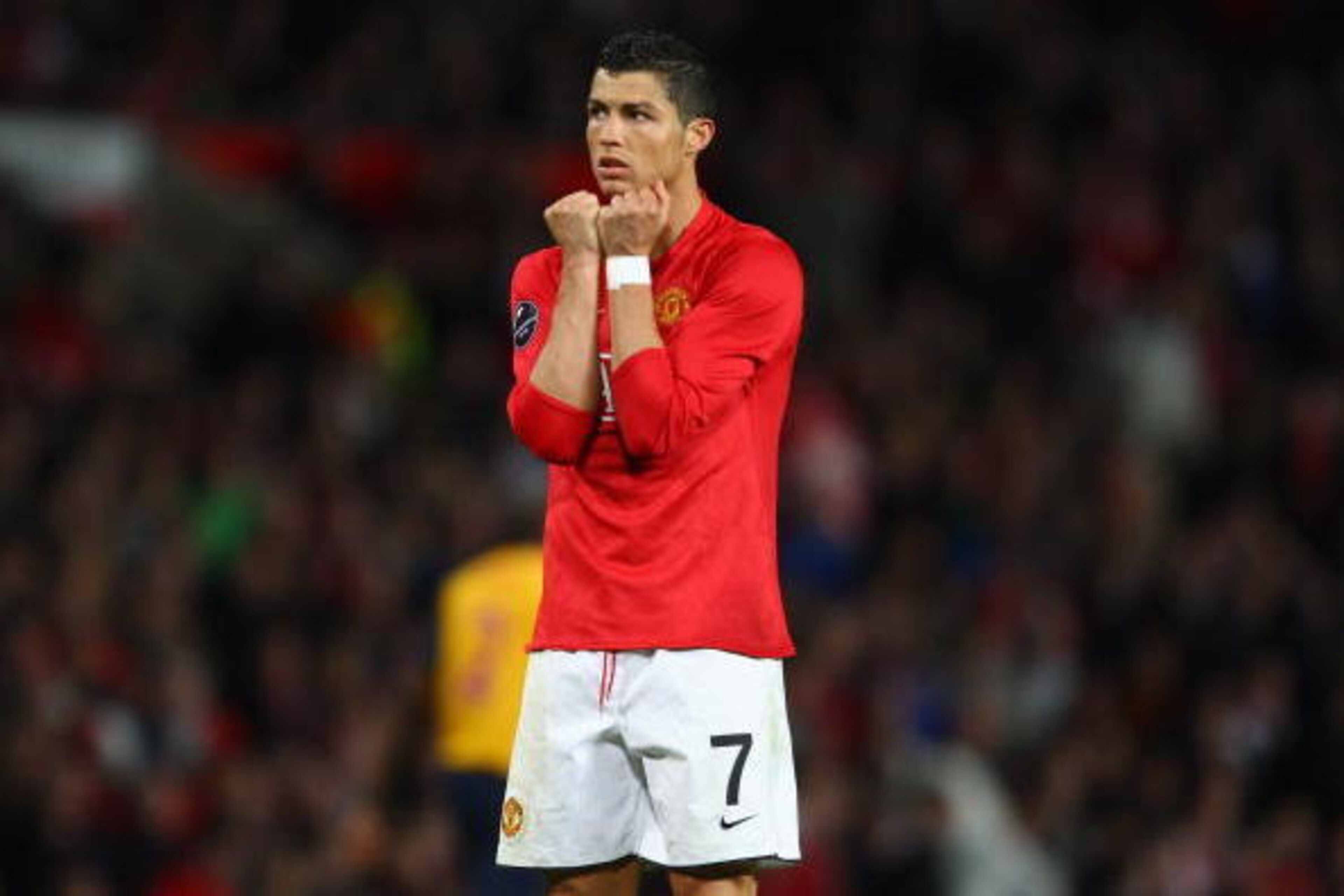 MANCHESTER, ENGLAND - APRIL 29:  Cristiano Ronaldo of Manchester United reacts to a missed chance during the UEFA Champions League Semi Final First Leg match between Manchester United and Arsenal at Old Trafford on April 29, 2009 in Manchester, England.  