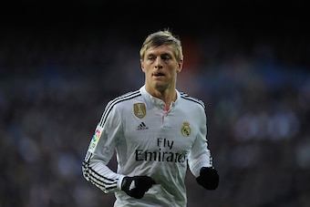 MADRID, SPAIN - FEBRUARY 15:  Toni Kroos of Real Madrid looks on during the La Liga match between Real Madrid CF and RC Deportivo La Coruna at Estadio Santiago Bernabeu on February 15, 2015 in Madrid, Spain.  (Photo by Denis Doyle/Getty Images)