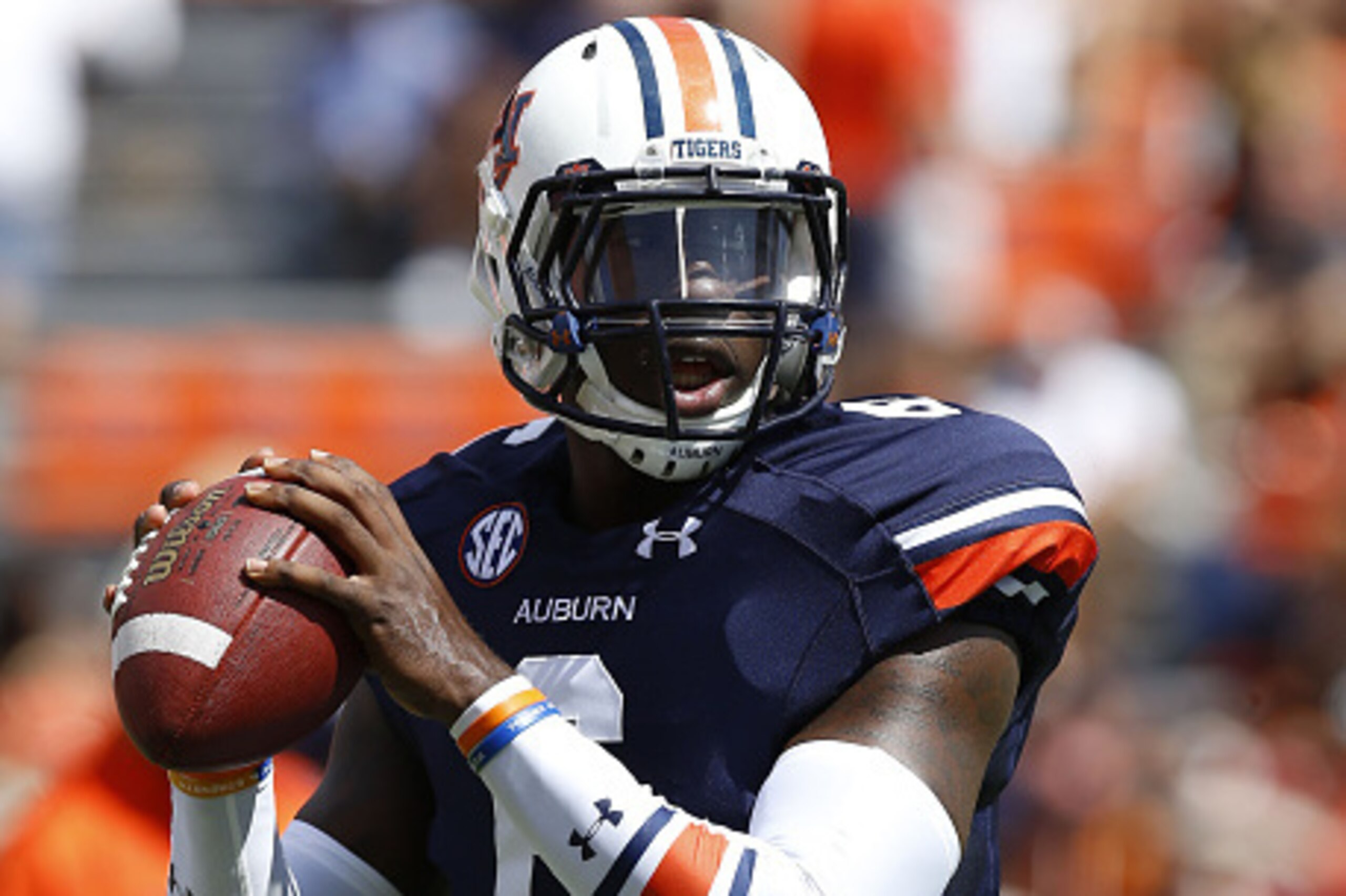 AUBURN, AL - AUGUST 30:  Quarterback Jeremy Johnson #6 of the Auburn Tigers warms up before the game against the Arkansas Razorbacks at Jordan Hare Stadium on August 30, 2014 in Auburn, Alabama.  (Photo by Mike Zarrilli/Getty Images)