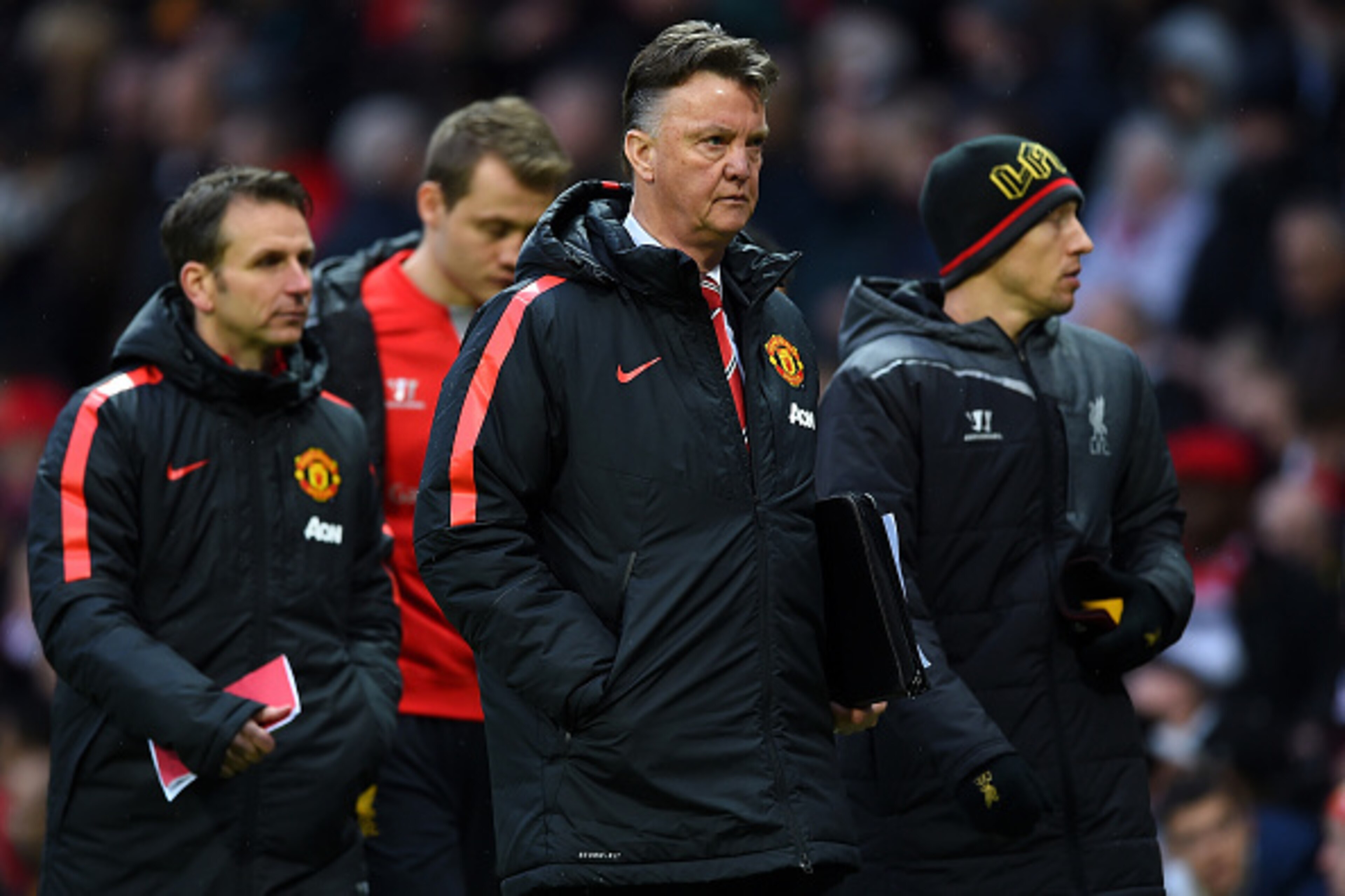MANCHESTER, ENGLAND - DECEMBER 14:  Manchester United Manager Louis van Gaal walks off at half-time during the Barclays Premier League match between Manchester United and Liverpool at Old Trafford on December 14, 2014 in Manchester, England.  (Photo by Sh