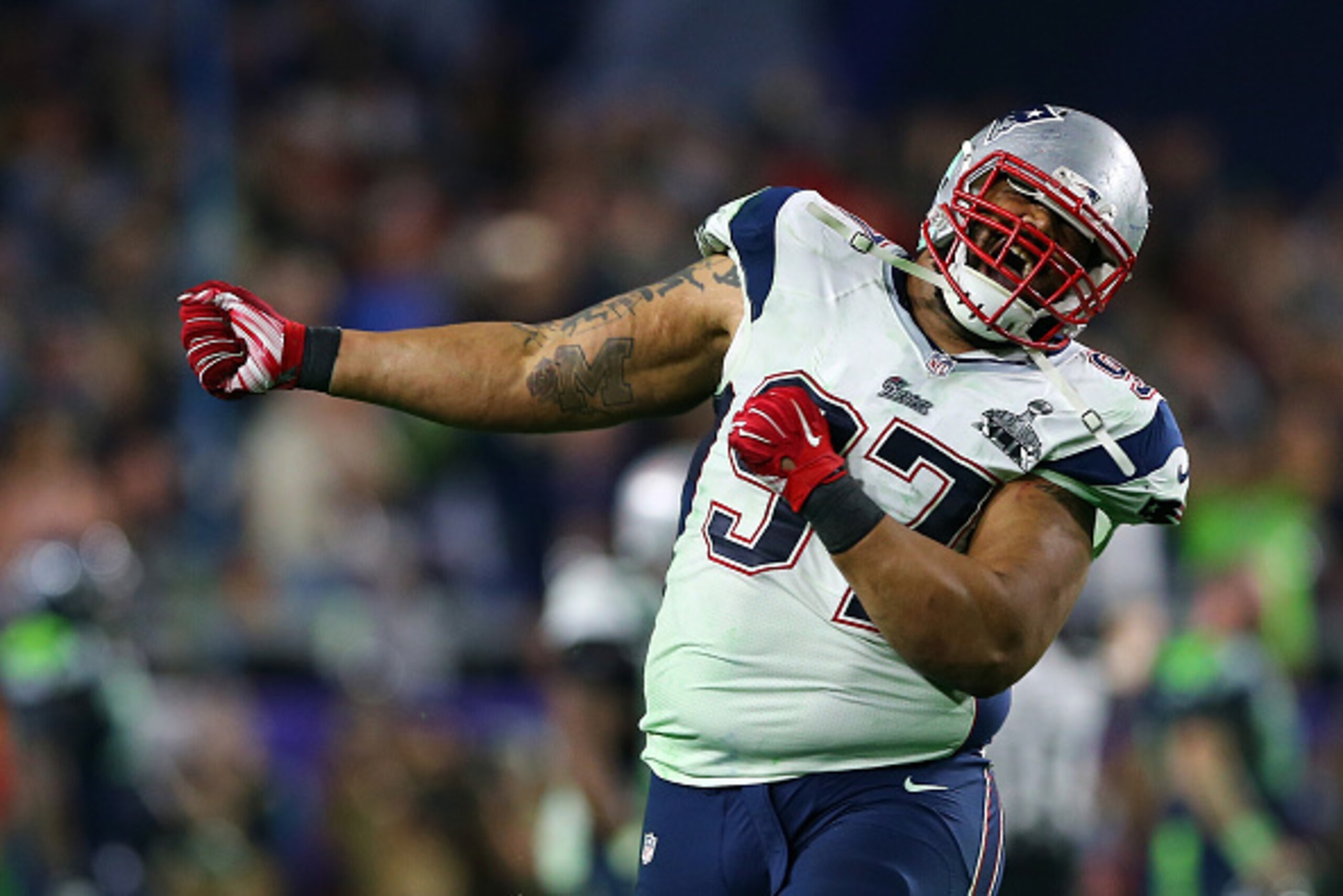 GLENDALE, AZ - FEBRUARY 01:   Alan Branch #97 of the New England Patriots during Super Bowl XLIX at University of Phoenix Stadium on February 1, 2015 in Glendale, Arizona.  (Photo by Elsa/Getty Images)