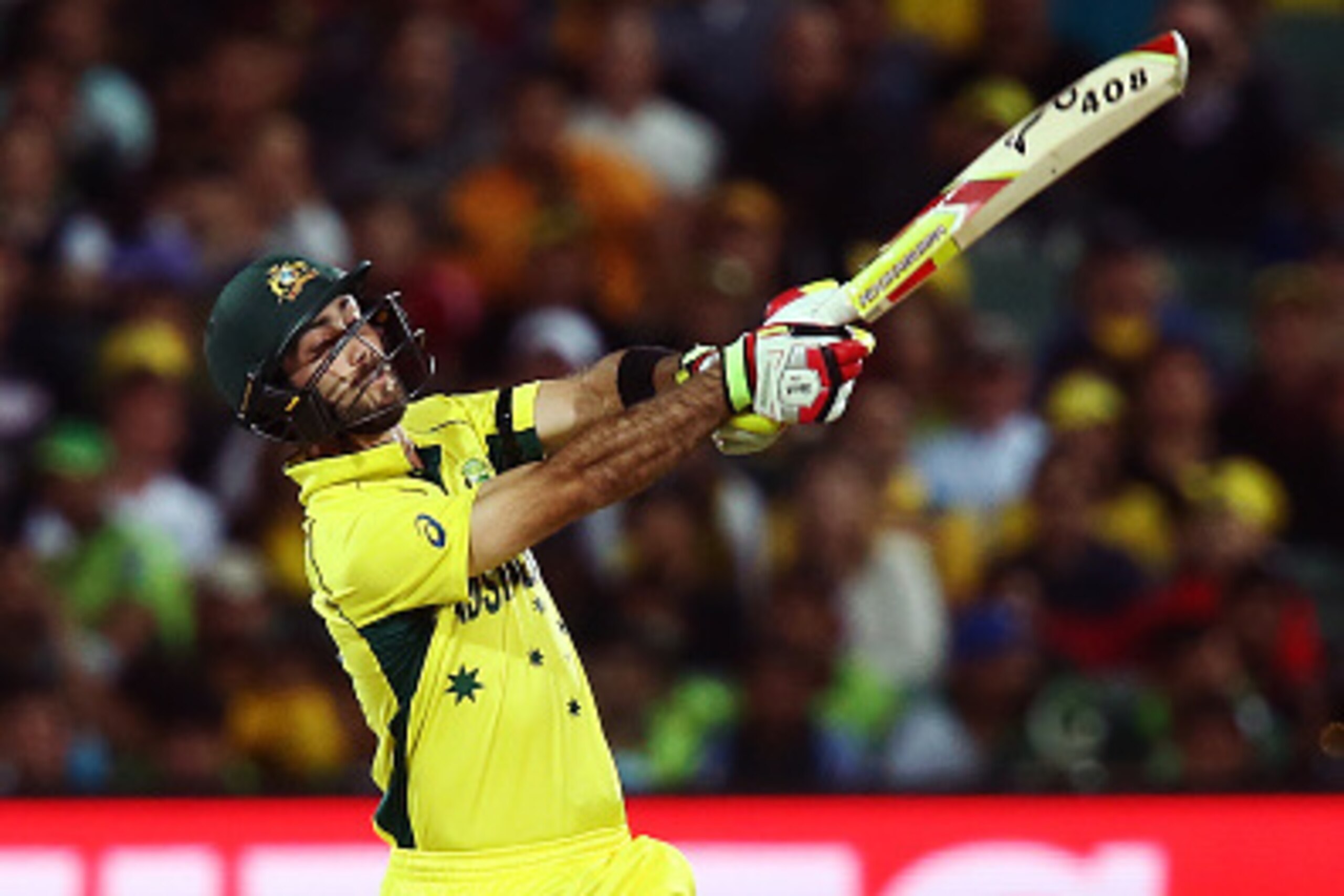 ADELAIDE, AUSTRALIA - MARCH 20: Glenn Maxwell of Australia bats during the 2015 ICC Cricket World Cup match between Australian and Pakistan at Adelaide Oval on March 20, 2015 in Adelaide, Australia.  (Photo by Morne de Klerk/Getty Images)