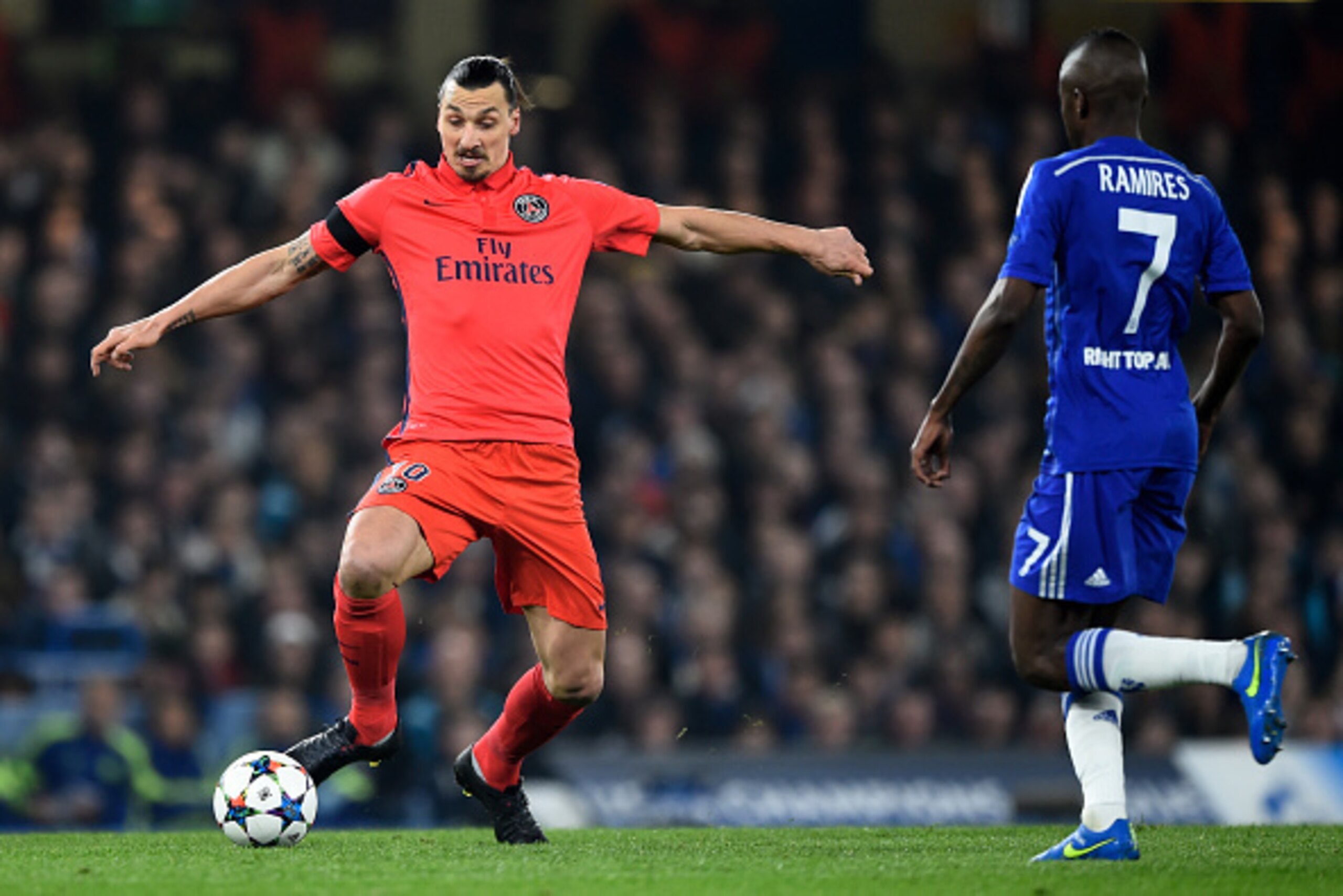LONDON, ENGLAND - MARCH 11:  Zlatan Ibrahimovic of PSG is challenged by Ramires of Chelsea during the UEFA Champions League Round of 16, second leg match between Chelsea and Paris Saint-Germain at Stamford Bridge on March 11, 2015 in London, England.  (Ph