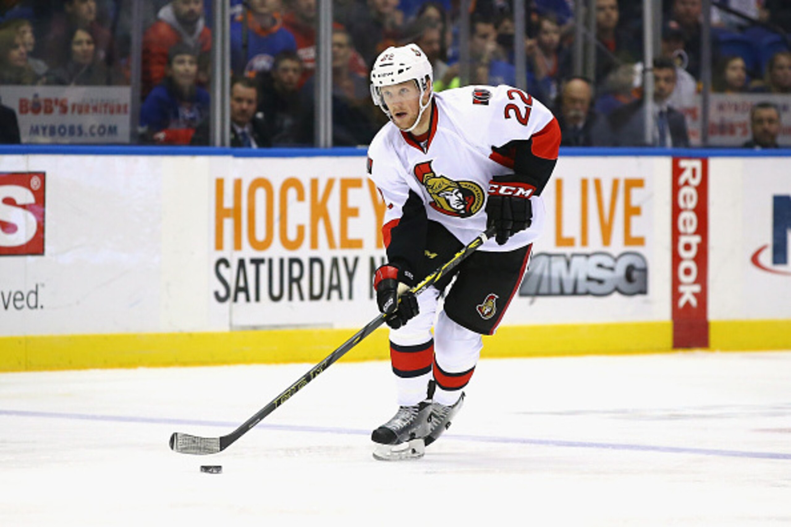 UNIONDALE, NY - MARCH 13:  Erik Condra #22 of the Ottawa Senators in action against the New York Islanders during their game at the Nassau Veterans Memorial Coliseum on March 13, 2015 in Uniondale, New York.  (Photo by Al Bello/Getty Images)