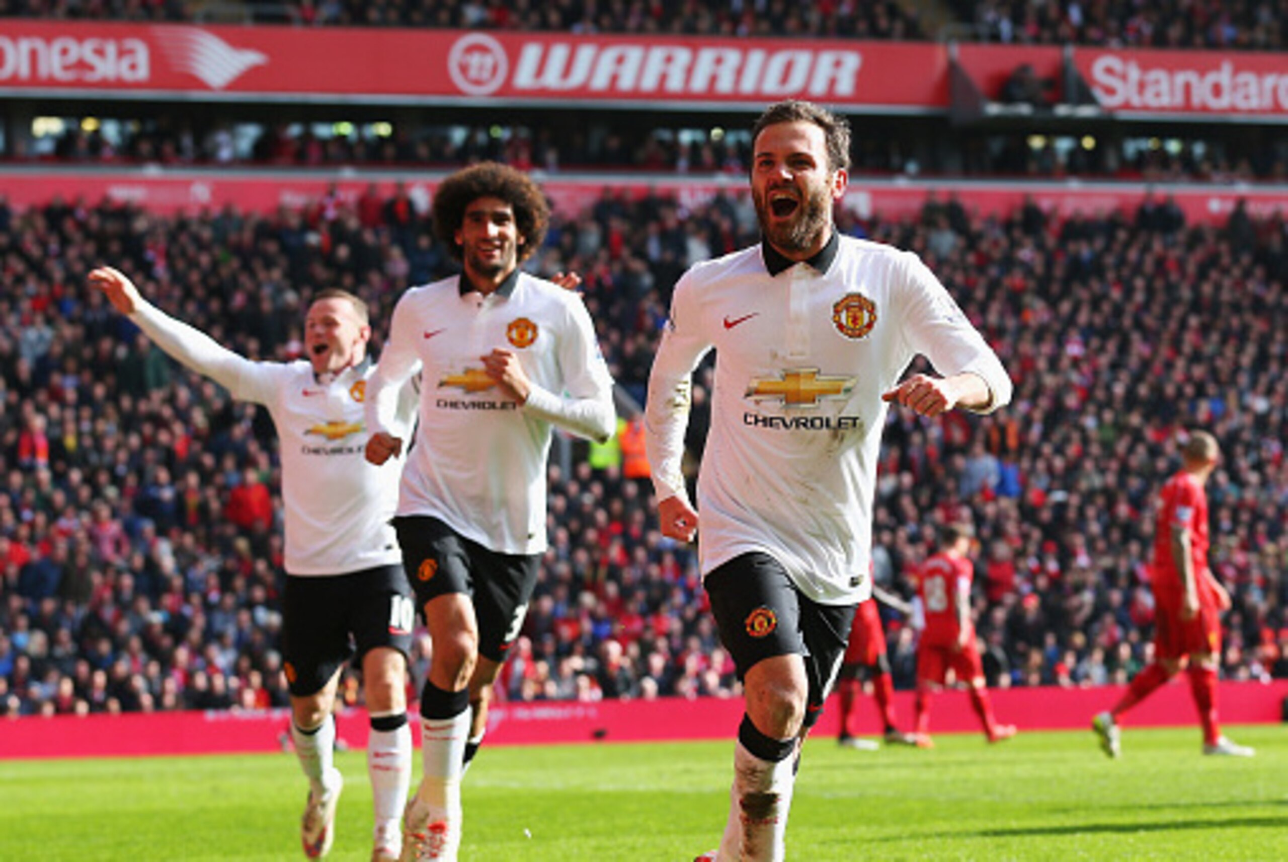 LIVERPOOL, ENGLAND - MARCH 22: Juan Mata of Manchester United celebrates scoring his second goal during the Barclays Premier League match between Liverpool and Manchester United at Anfield on March 22, 2015 in Liverpool, England. (Photo by Alex Livesey/ LIVERPOOL, ENGLAND - MARCH 22: Juan Mata of Manchester United celebrates scoring his second goal during the Barclays Premier League match between Liverpool and Manchester United at Anfield on March 22, 2015 in Liverpool, England. (Photo by Alex Livesey/
