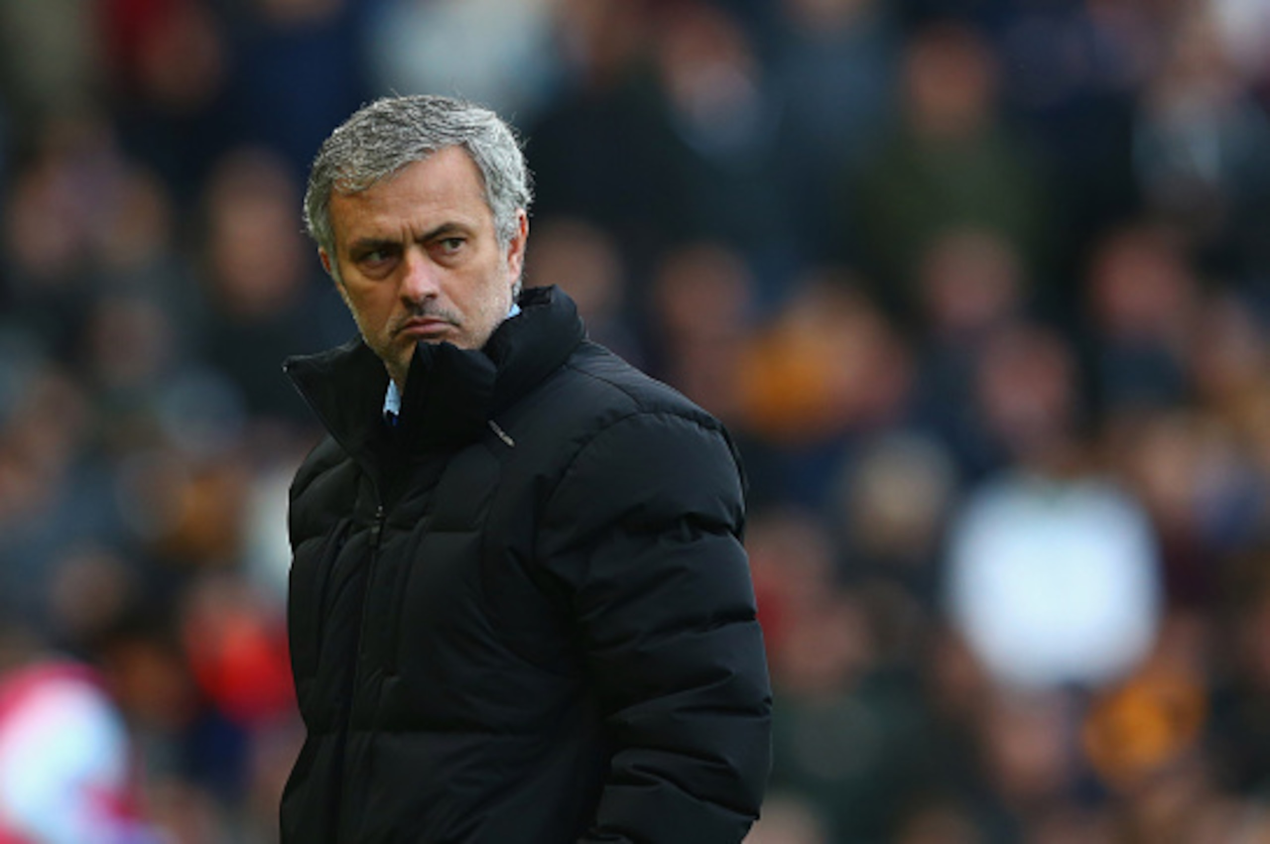 HULL, ENGLAND - MARCH 22:  Jose Mourinho manager of Chelsea looks thoughtful during the Barclays Premier League match between Hull City and Chelsea at KC Stadium on March 22, 2015 in Hull, England.  (Photo by Matthew Lewis/Getty Images)