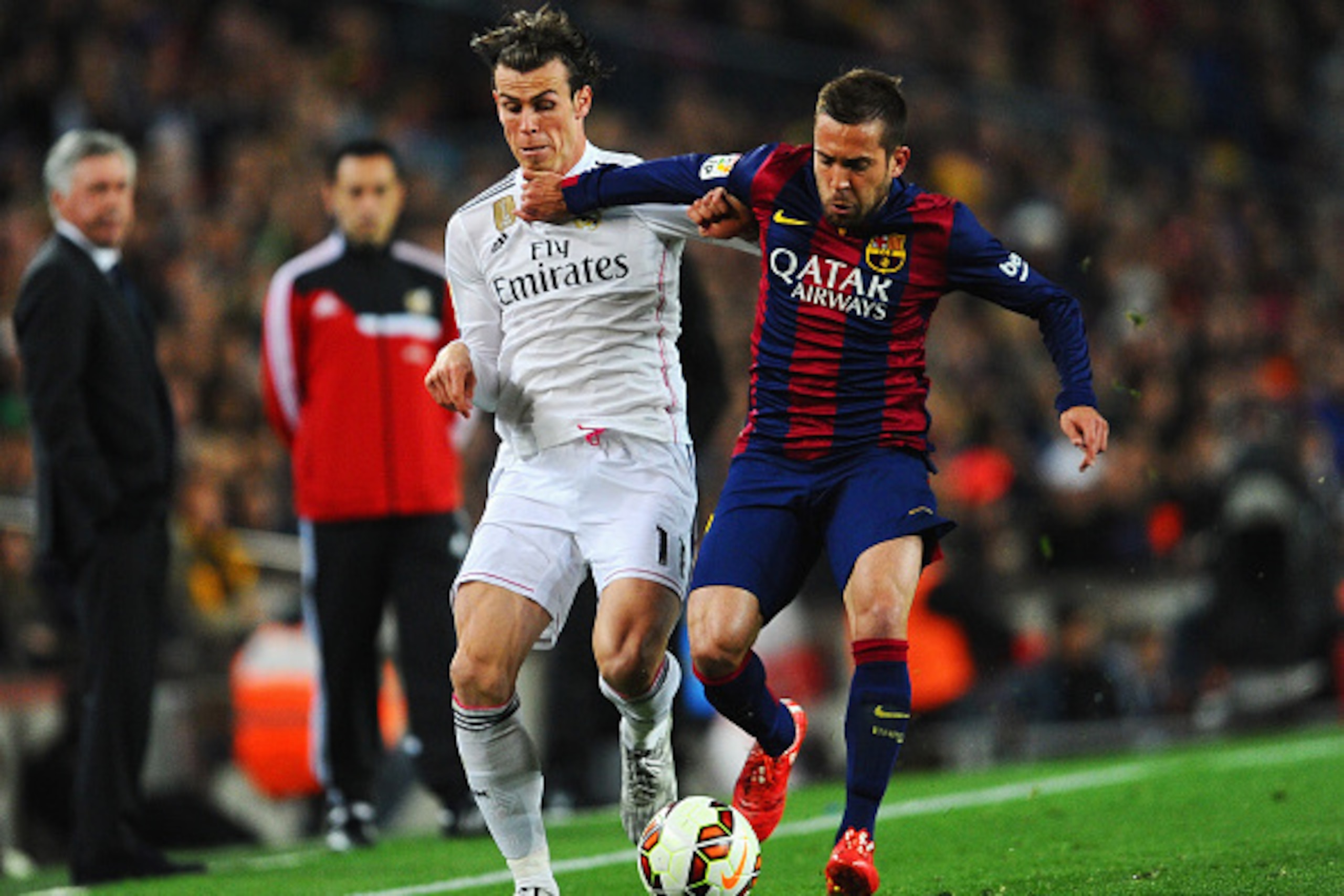 BARCELONA, SPAIN - MARCH 22: Gareth Bale of Real Madrid CF battles with Jordi Alba of Barcelona during the La Liga match between FC Barcelona and Real Madrid CF at Camp Nou on March 22, 2015 in Barcelona, Spain. (Photo by David Ramos/Getty Images) BARCELONA, SPAIN - MARCH 22: Gareth Bale of Real Madrid CF battles with Jordi Alba of Barcelona during the La Liga match between FC Barcelona and Real Madrid CF at Camp Nou on March 22, 2015 in Barcelona, Spain. (Photo by David Ramos/Getty Images)