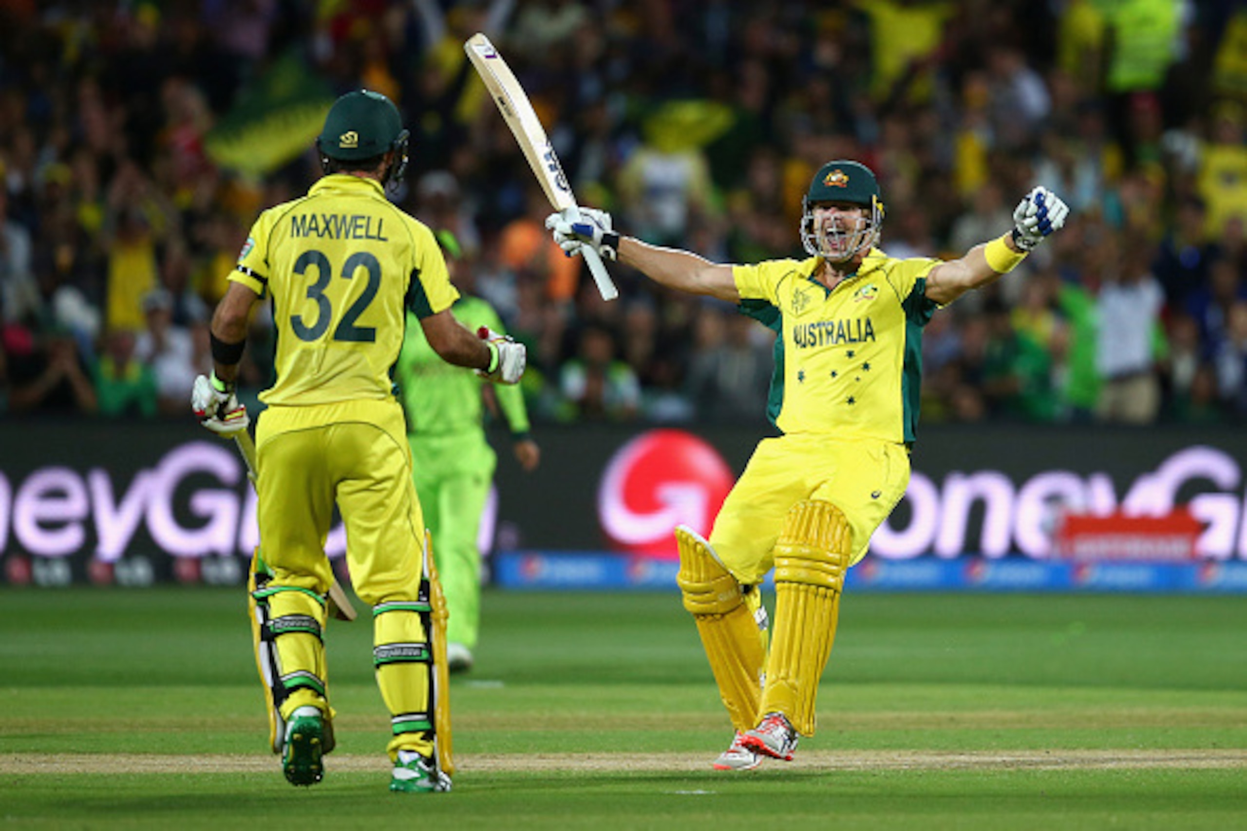 ADELAIDE, AUSTRALIA - MARCH 20:  Shane Watson and Glenn Maxwell of Australia celebrate victory during the 2015 ICC Cricket World Cup match between Australian and Pakistan at Adelaide Oval on March 20, 2015 in Adelaide, Australia.  (Photo by Ryan Pierse/Ge