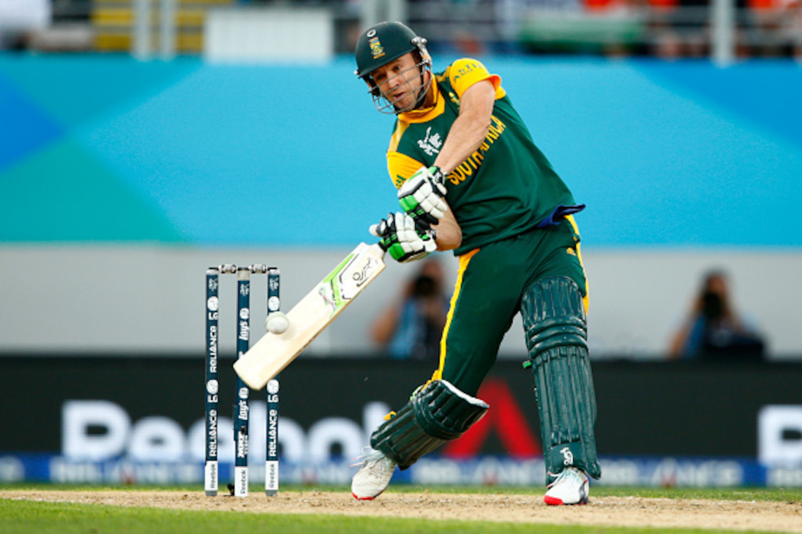 AUCKLAND, NEW ZEALAND - MARCH 24:  AB de Villiers of South Africa bats during the 2015 Cricket World Cup Semi Final match between New Zealand and South Africa at Eden Park on March 24, 2015 in Auckland, New Zealand.  (Photo by Phil Walter/Getty Images)