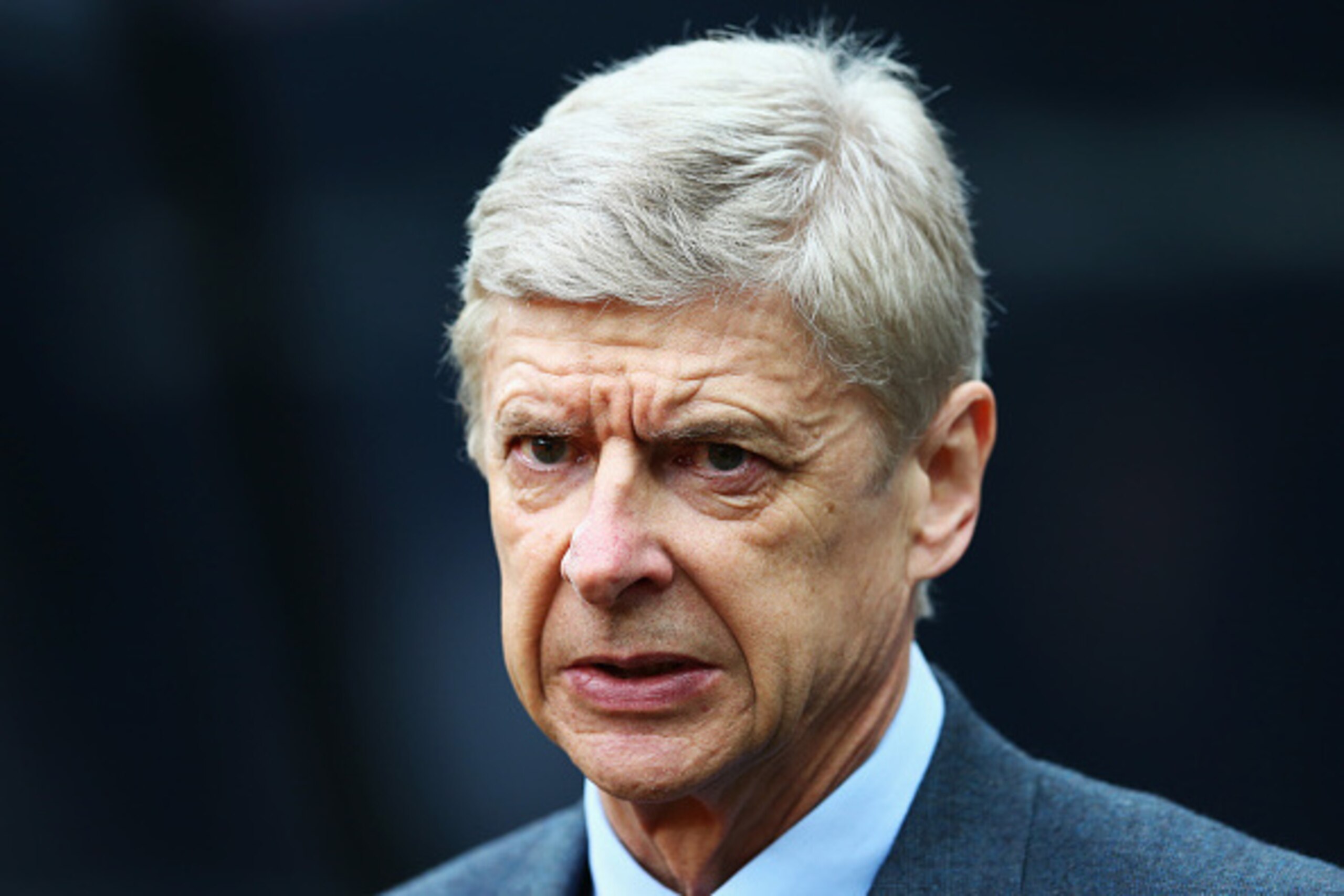 NEWCASTLE UPON TYNE, ENGLAND - MARCH 21: Arsene Wenger, manager of Arsenal looks on during the Barclays Premier League match between Newcastle United and Arsenal at St James' Park on March 21, 2015 in Newcastle upon Tyne, England.  (Photo by Matthew Lewis