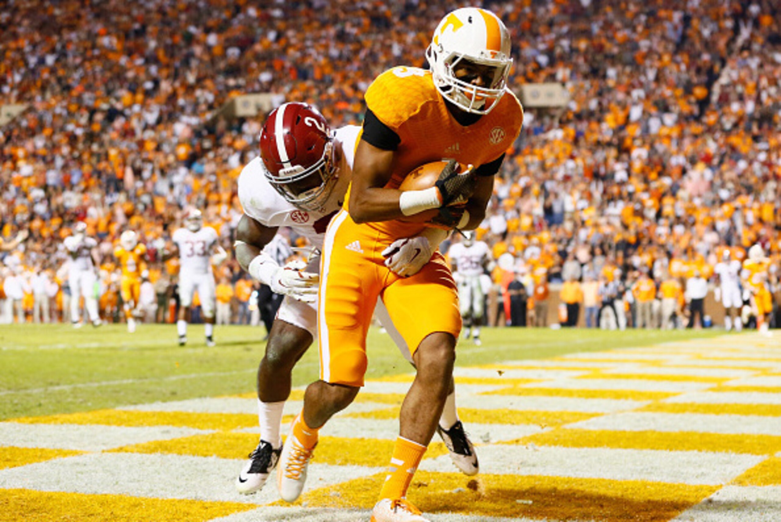 KNOXVILLE, TN - OCTOBER 25:  Josh Malone #3 of the Tennessee Volunteers pulls in this touchdown reception against Tony Brown #2 of the Alabama Crimson Tide at Neyland Stadium on October 25, 2014 in Knoxville, Tennessee.  (Photo by Kevin C. Cox/Getty Image