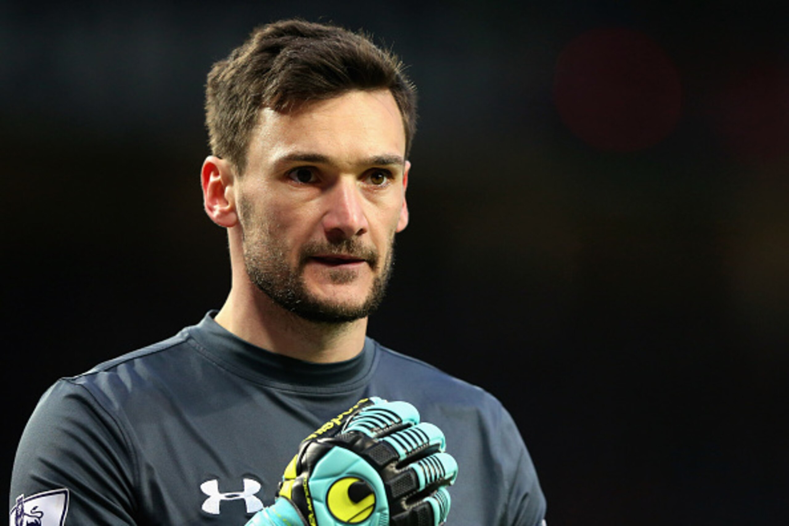 MANCHESTER, ENGLAND - MARCH 15:  Hugo Lloris of Tottenham Hotspur looks on during the Barclays Premier League match between Manchester United and Tottenham Hotspur at Old Trafford on March 15, 2015 in Manchester, England.  (Photo by Alex Livesey/Getty Ima