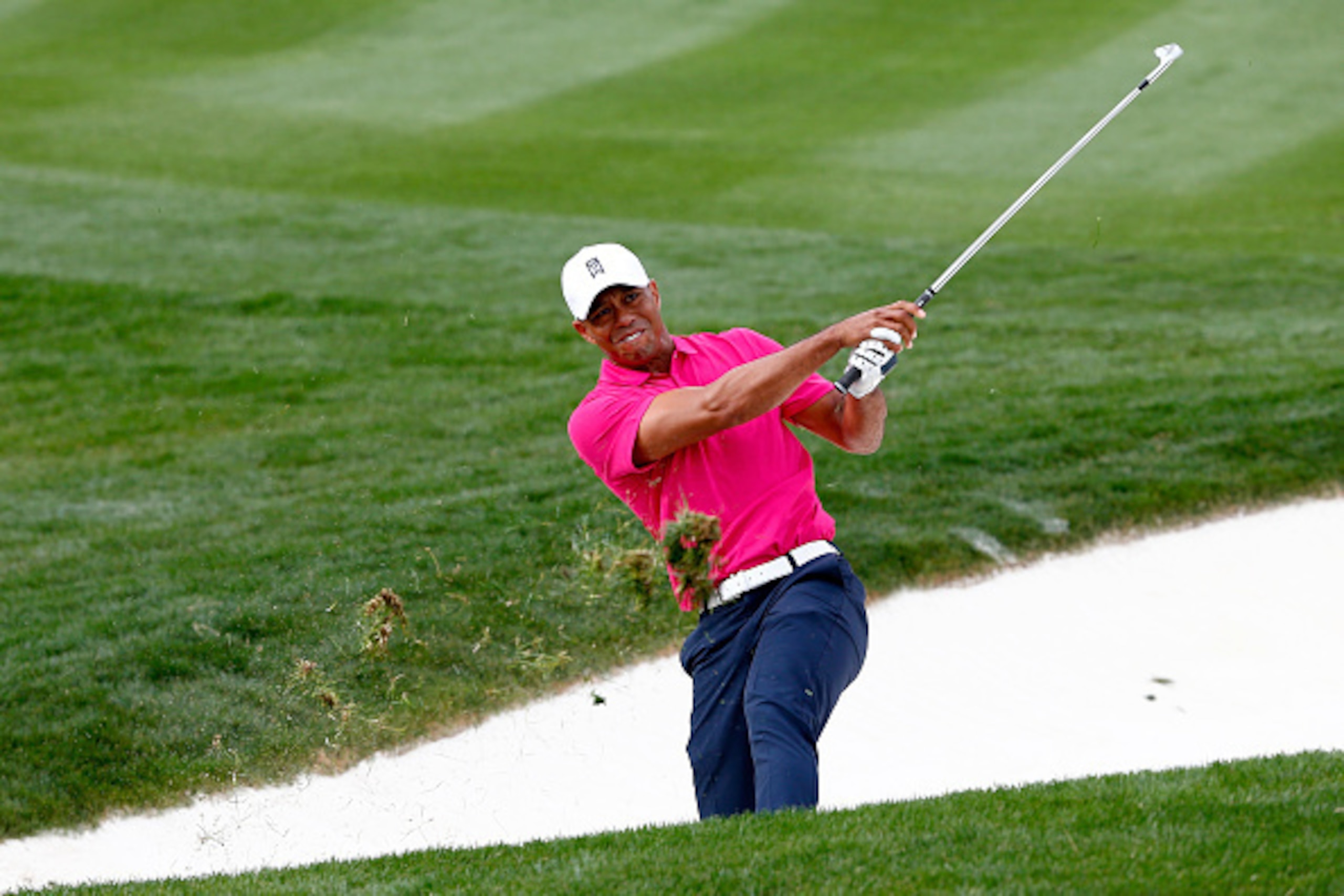 SCOTTSDALE, AZ - JANUARY 29: Tiger Woods plays his second shot on the 9th hole during the first round of the Waste Management Phoenix Open at TPC Scottsdale on January 29, 2015 in Scottsdale, Arizona. (Photo by Sam Greenwood/Getty Images) SCOTTSDALE, AZ - JANUARY 29: Tiger Woods plays his second shot on the 9th hole during the first round of the Waste Management Phoenix Open at TPC Scottsdale on January 29, 2015 in Scottsdale, Arizona. (Photo by Sam Greenwood/Getty Images)