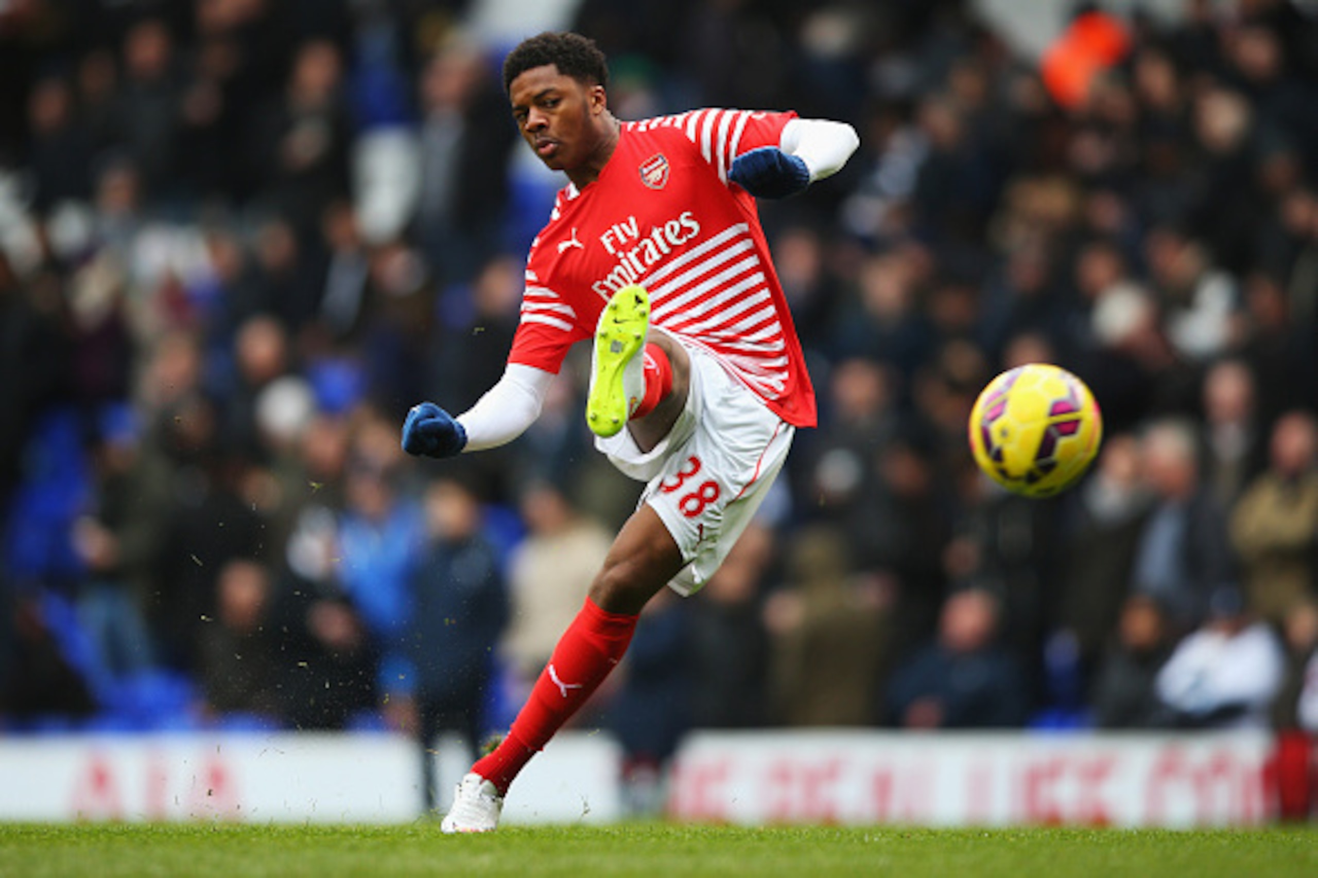 LONDON, ENGLAND - FEBRUARY 07: Chuba Akpom of Arsenal warms up prior to the Barclays Premier League match between Tottenham Hotspur and Arsenal at White Hart Lane on February 7, 2015 in London, England.  (Photo by Paul Gilham/Getty Images)