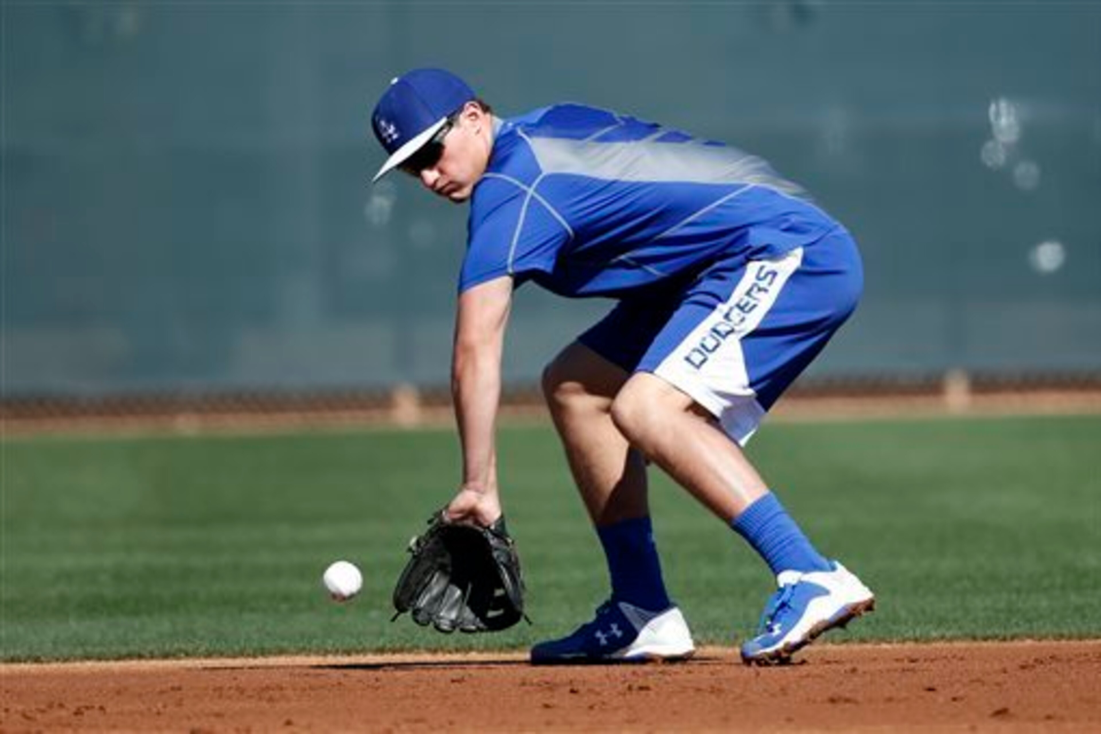Some think Seager is too big to be a big league shortstop. Some think Seager is too big to be a big league shortstop.