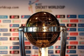 AUCKLAND, NEW ZEALAND - NOVEMBER 13:  The ICC Cricket World Cup trophy is on display during the ICC Cricket World Cup 2015 Ticket pricing announcement at Eden Park on November 13, 2013 in Auckland, New Zealand.  (Photo by Simon Watts/Getty Images)