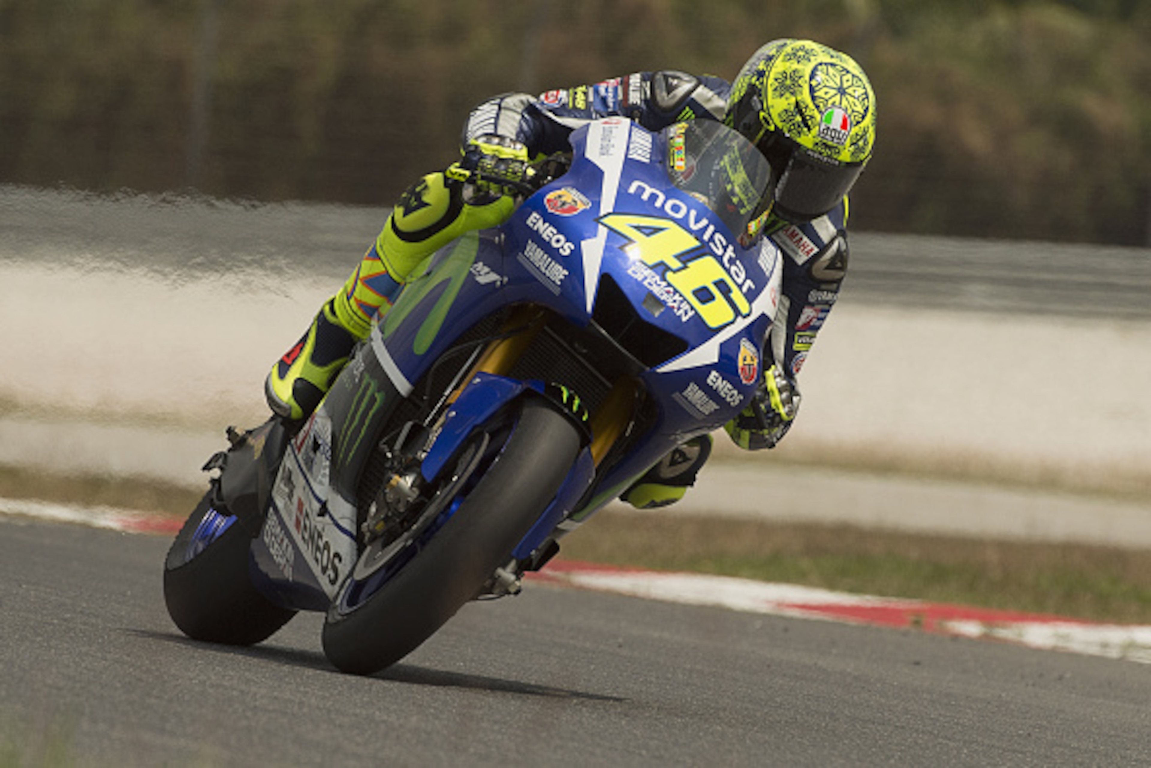 KUALA LUMPUR, MALAYSIA - FEBRUARY 26:  Valentino Rossi of Italy and Movistar Yamaha MotoGP heads down a straight during the Michelin test tyres during MotoGP Tests in Sepang - Day Four at Sepang Circuit on February 26, 2015 in Kuala Lumpur, Malaysia.  (Ph