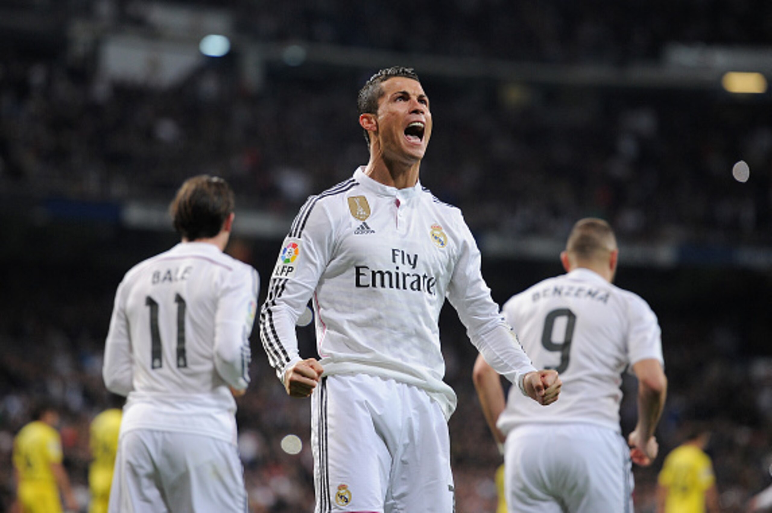 MADRID, SPAIN - MARCH 01:  Cristiano Ronaldo of Real Madrid celebrates after scoring his team's opening goal during the La Liga match between Real Madrid and Villarreal at Estadio Santiago Bernabeu on March 1, 2015 in Madrid, Spain.  (Photo by Denis Doyle