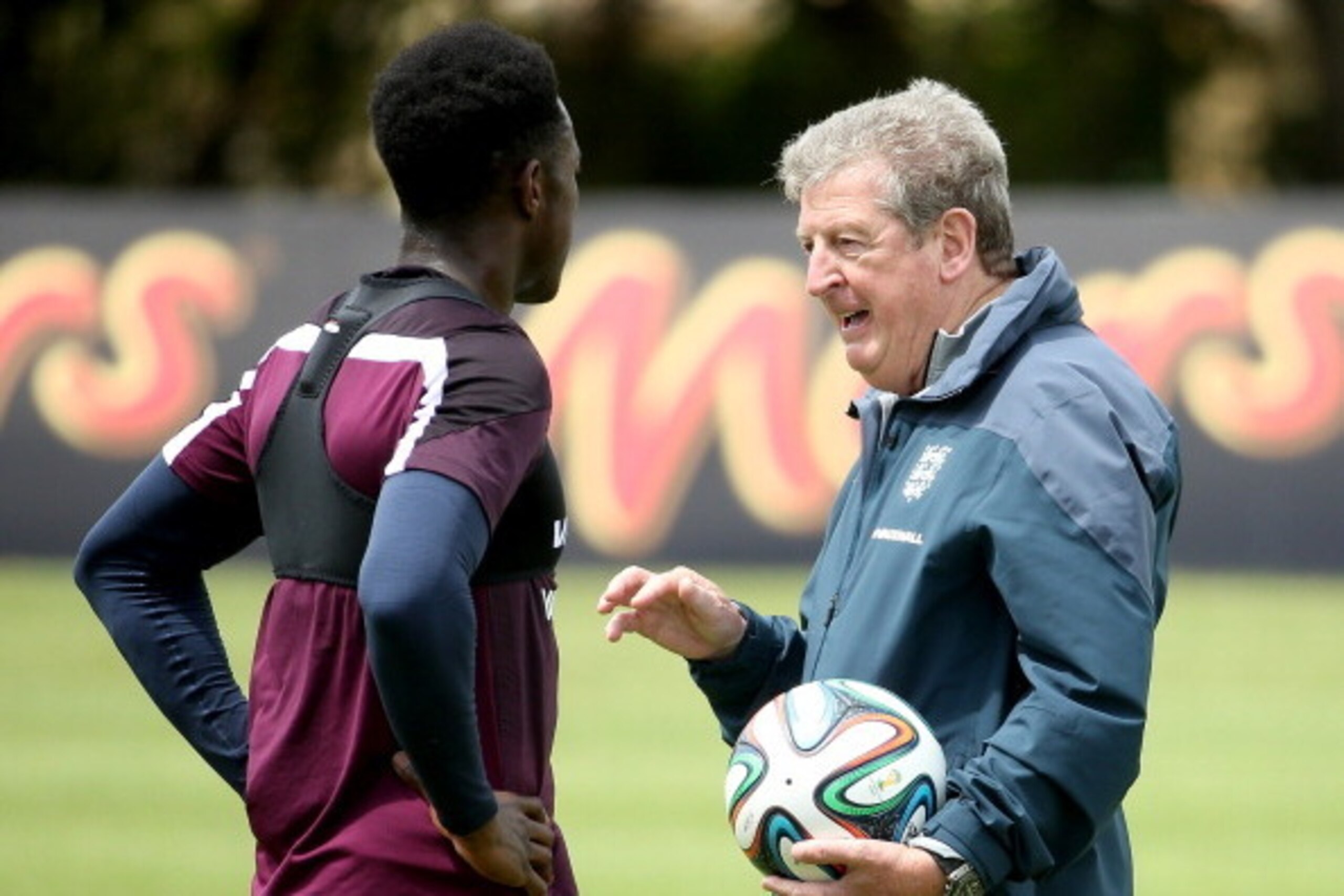 VALE DO LOBO, ALGARVE, PORTUGAL - MAY 21:  Manager Roy Hodgson talks with Daniel Sturridge during a training session at the England pre-World Cup Training Camp at the Vale Do Lobo Resort on May 21, 2014 in Vale Do Lobo, Algarve, Portugal.  (Photo by Richa