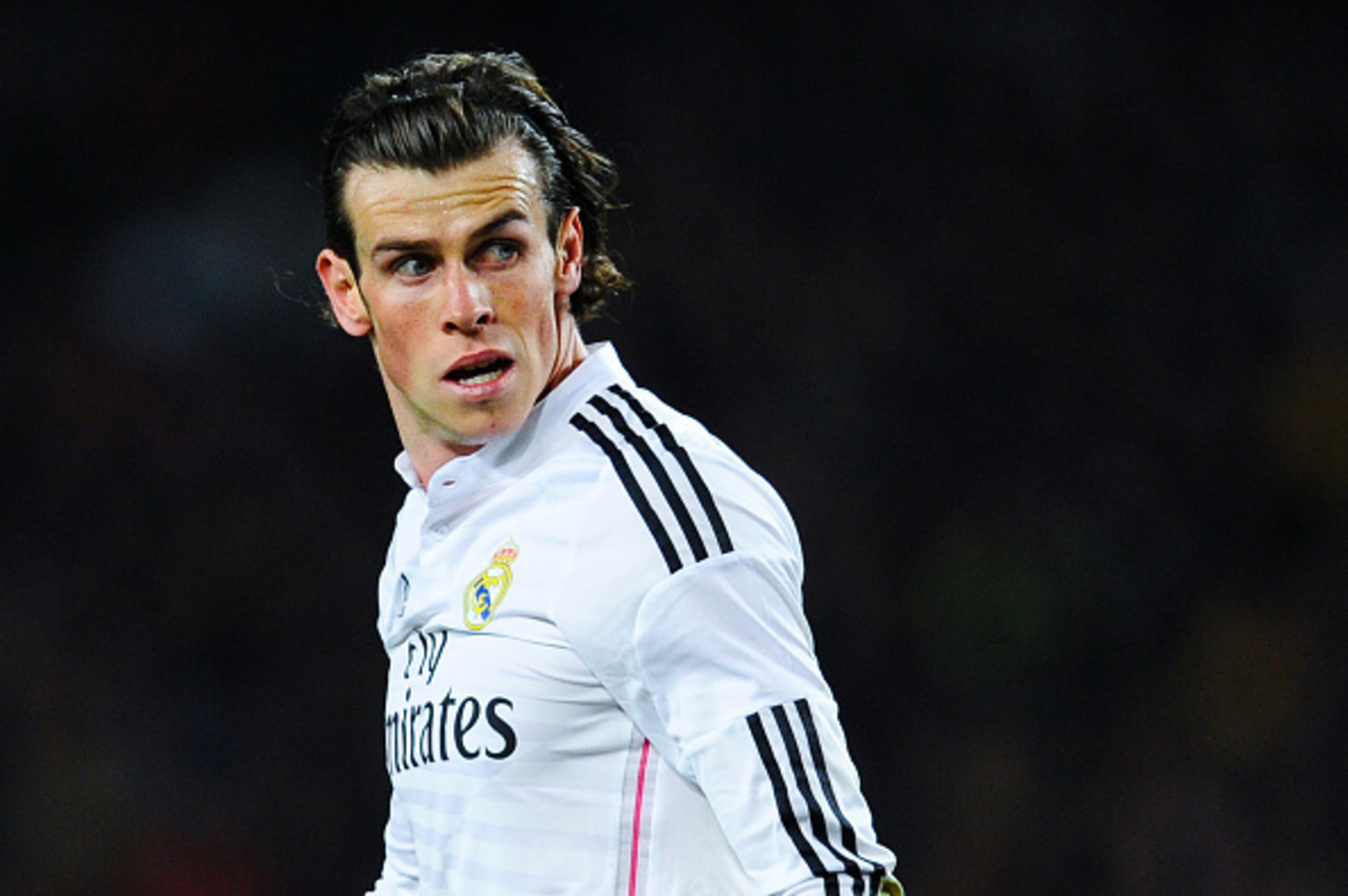 BARCELONA, SPAIN - MARCH 22:  Gareth Bale of Real Madrid CF looks on during the La Liga match Between FC Barcelona and Real Madrid CF at Camp Nou on March 22, 2015 in Barcelona, Spain.  (Photo by David Ramos/Getty Images)