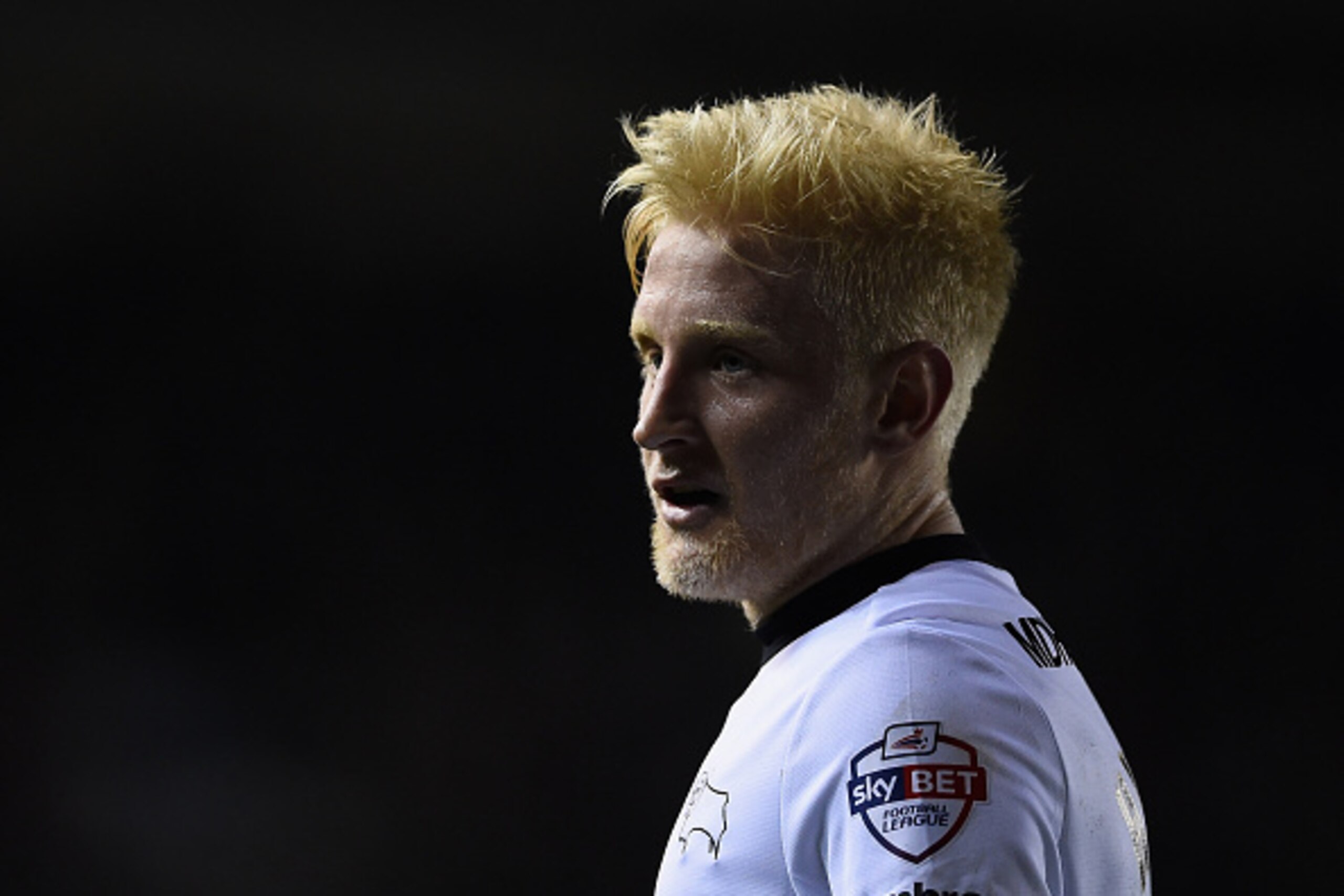 DERBY, ENGLAND - JANUARY 27:  Will Hughes of Derby County looks on during the Sky Bet Championship match between Derby County and Blackburn Rovers at iPro Stadium on January 27, 2015 in Derby, England.  (Photo by Laurence Griffiths/Getty Images)