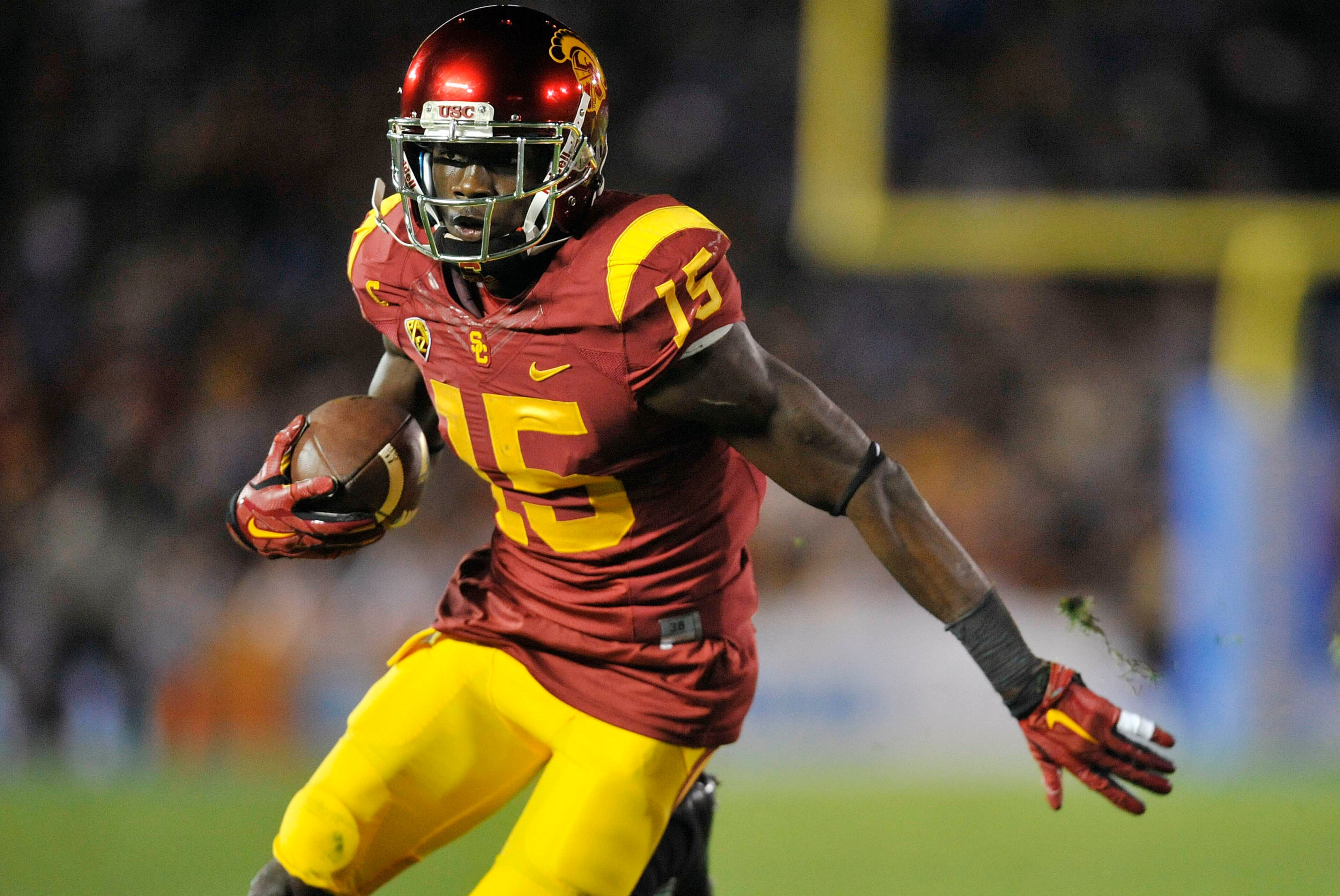 November 22, 2014; Pasadena, CA, USA; Southern California Trojans wide receiver Nelson Agholor (15) runs the ball against the UCLA Bruins during the first half at the Rose Bowl. Mandatory Credit: Gary A. Vasquez-USA TODAY Sports
