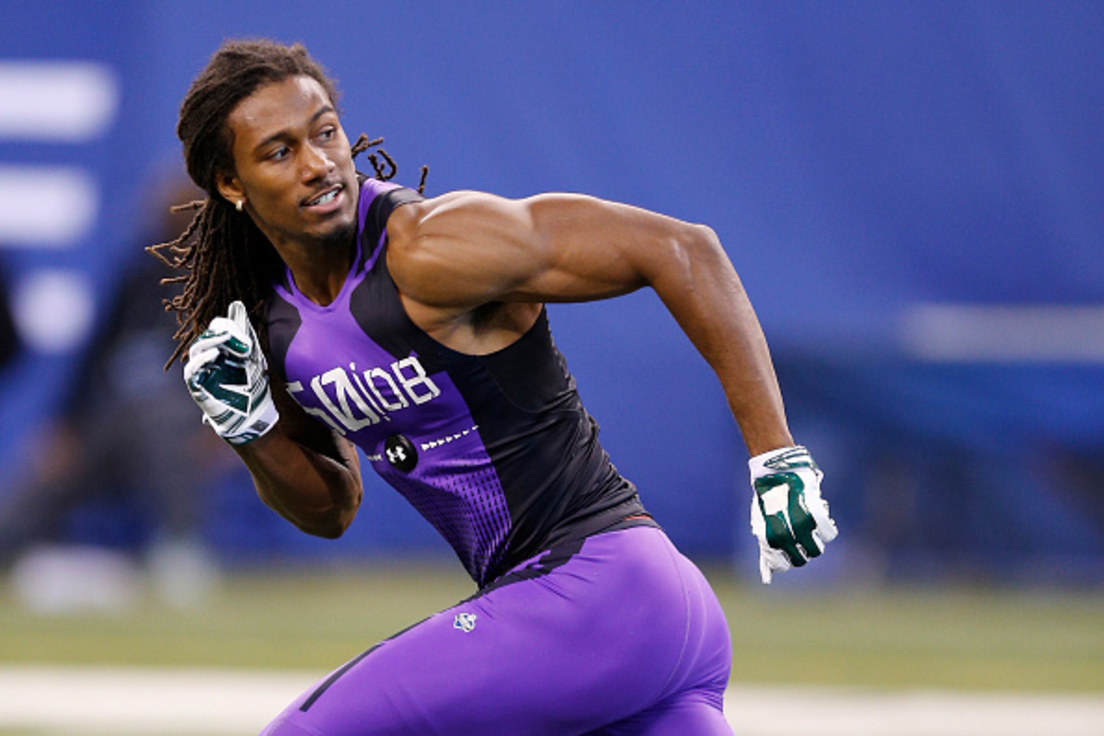 INDIANAPOLIS, IN - FEBRUARY 23: Defensive back Trae Waynes of Michigan State competes during the 2015 NFL Scouting Combine at Lucas Oil Stadium on February 23, 2015 in Indianapolis, Indiana. (Photo by Joe Robbins/Getty Images)