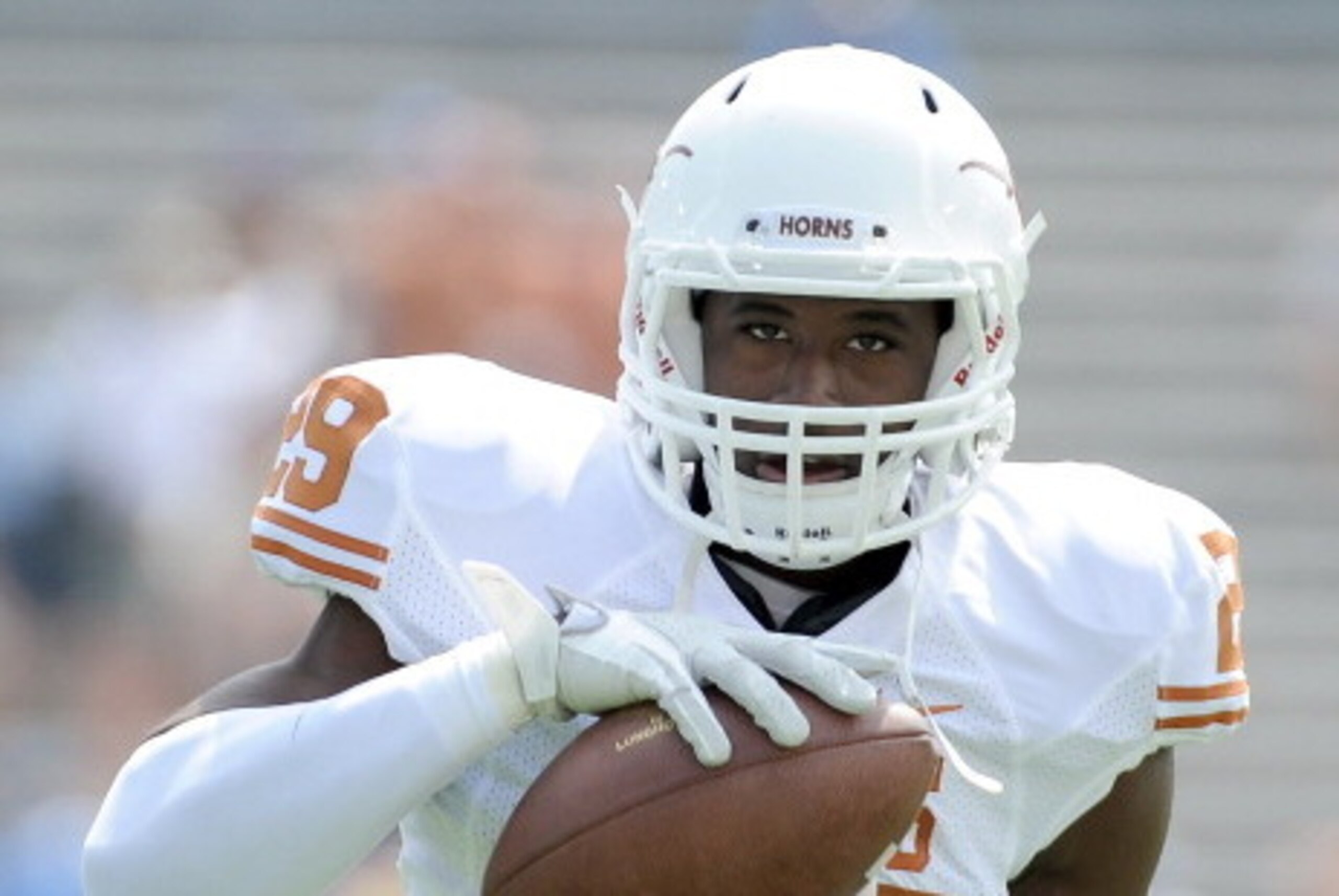 PASADENA, CA - SEPTEMBER 17: Sheroid Evans #29 of the Texas Longhorns warms up before the game against the UCLA Bruins at Rose Bowl on September 17, 2011 in Pasadena, California. (Photo by Harry How/Getty Images) PASADENA, CA - SEPTEMBER 17: Sheroid Evans #29 of the Texas Longhorns warms up before the game against the UCLA Bruins at Rose Bowl on September 17, 2011 in Pasadena, California. (Photo by Harry How/Getty Images)