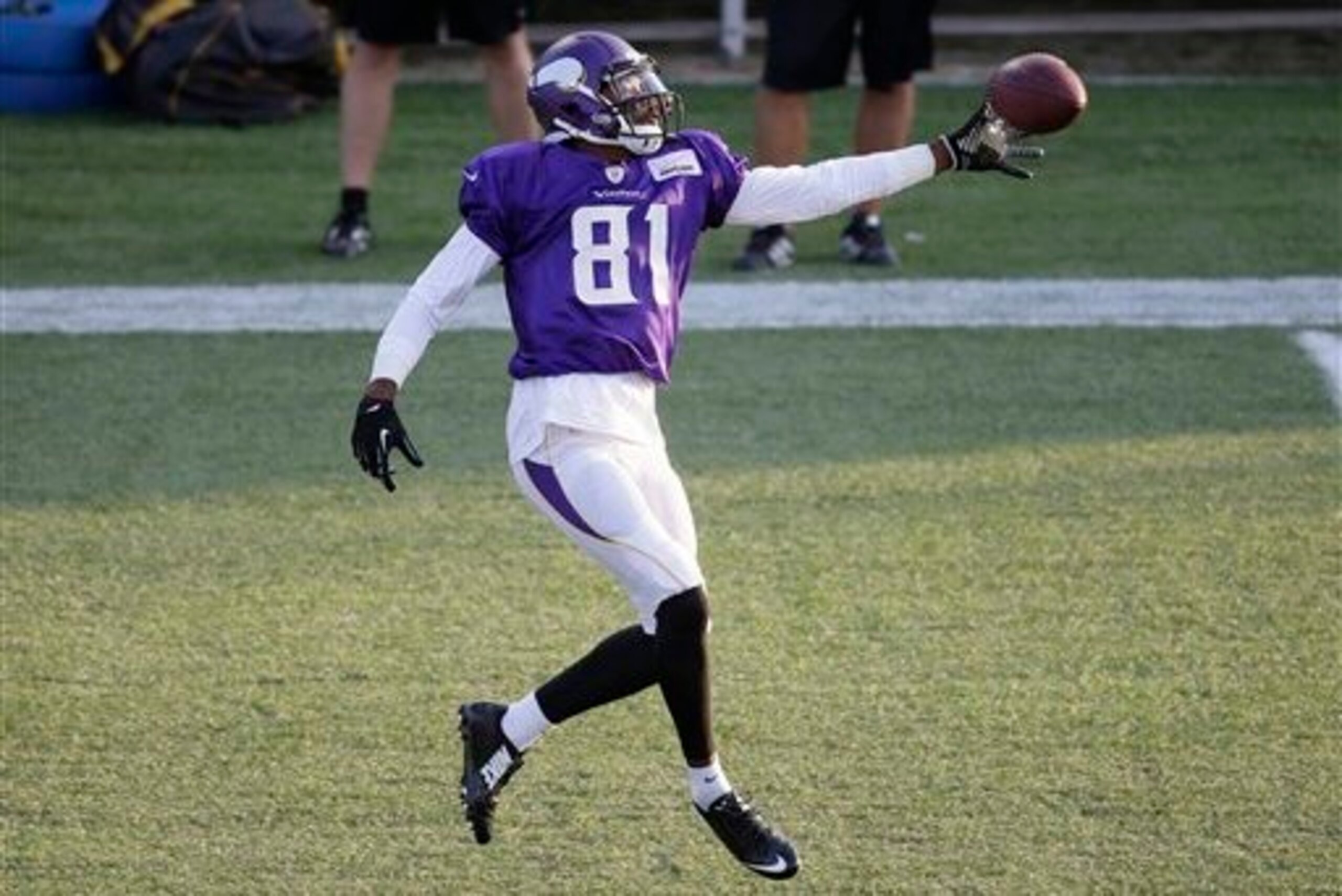 Would Jerome Simpson really offer less than Nicks at this point?