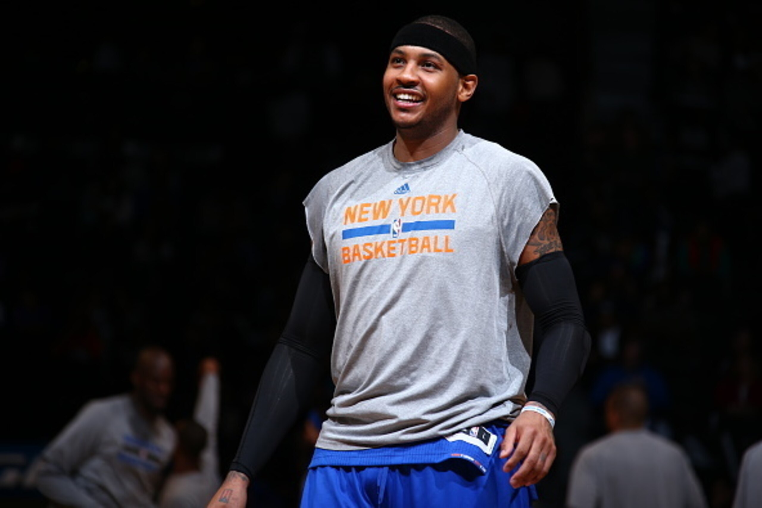 NEW YORK, NY - FEBRUARY 6: Carmelo Anthony #7 of the New York Knicks warms up before the start of the second half against the Brooklyn Nets on February 6, 2015 at the Barclays Center in the Brooklyn borough of New York City. NOTE TO USER: User expressly NEW YORK, NY - FEBRUARY 6: Carmelo Anthony #7 of the New York Knicks warms up before the start of the second half against the Brooklyn Nets on February 6, 2015 at the Barclays Center in the Brooklyn borough of New York City. NOTE TO USER: User expressly
