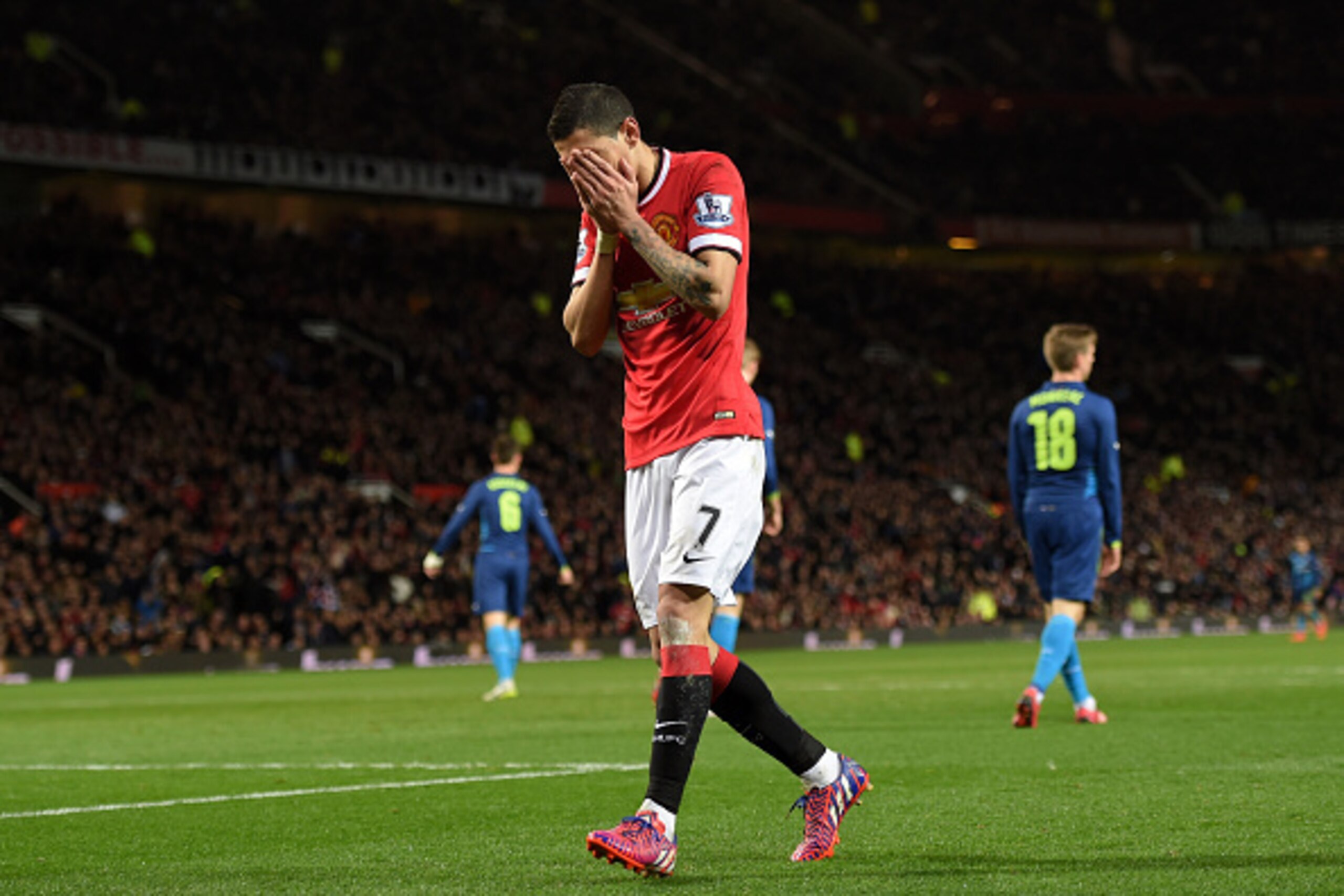 MANCHESTER, ENGLAND - MARCH 09:  Angel di Maria of Manchester United reacts during the FA Cup Quarter Final match between Manchester United and Arsenal at Old Trafford on March 9, 2015 in Manchester, England.  (Photo by Michael Regan/Getty Images)