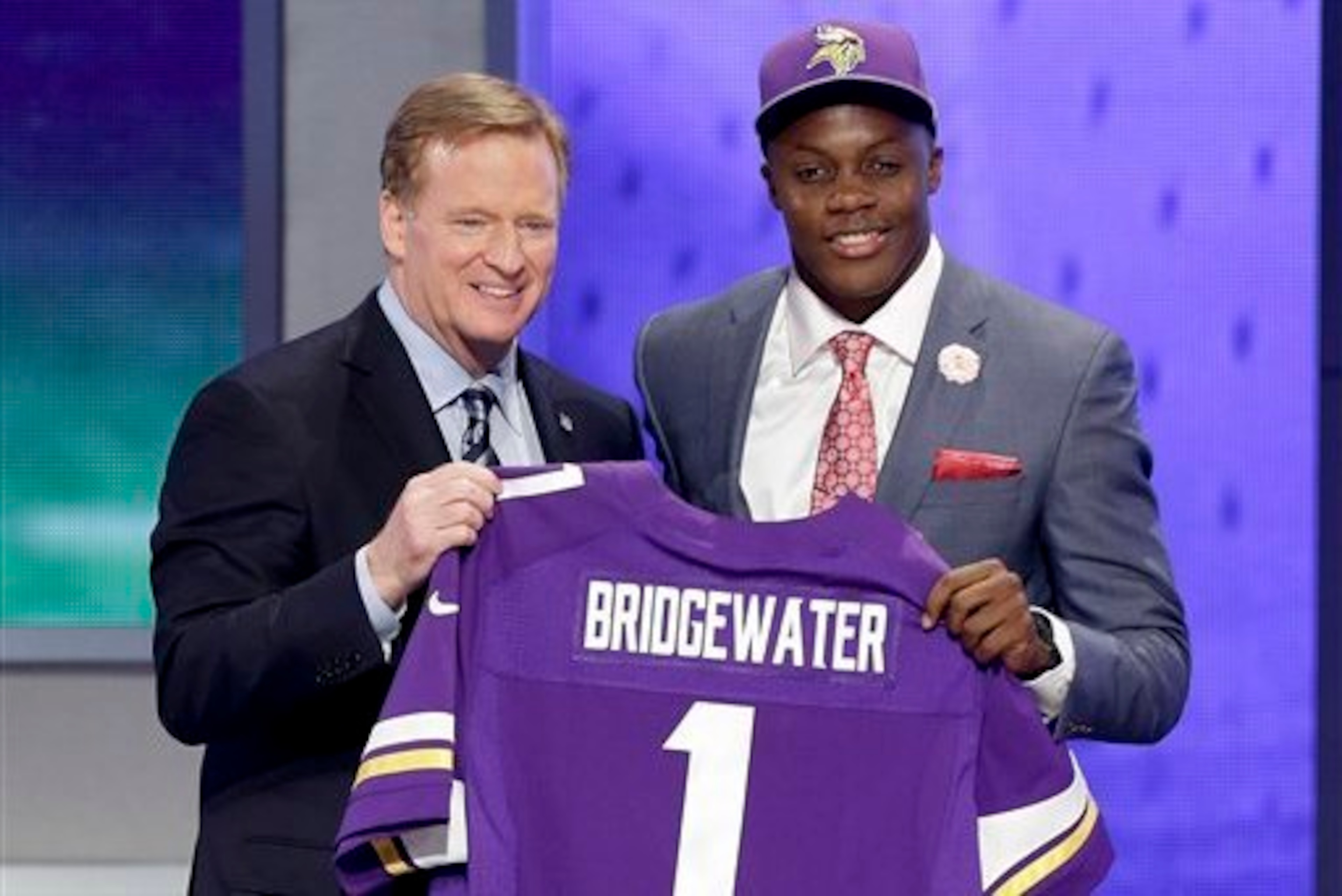 Rick Spielman stole Teddy Bridgewater from not only the Houston Texans, but every quarterback-needy team who passed on the Louisville product. Rick Spielman stole Teddy Bridgewater from not only the Houston Texans, but every quarterback-needy team who passed on the Louisville product.