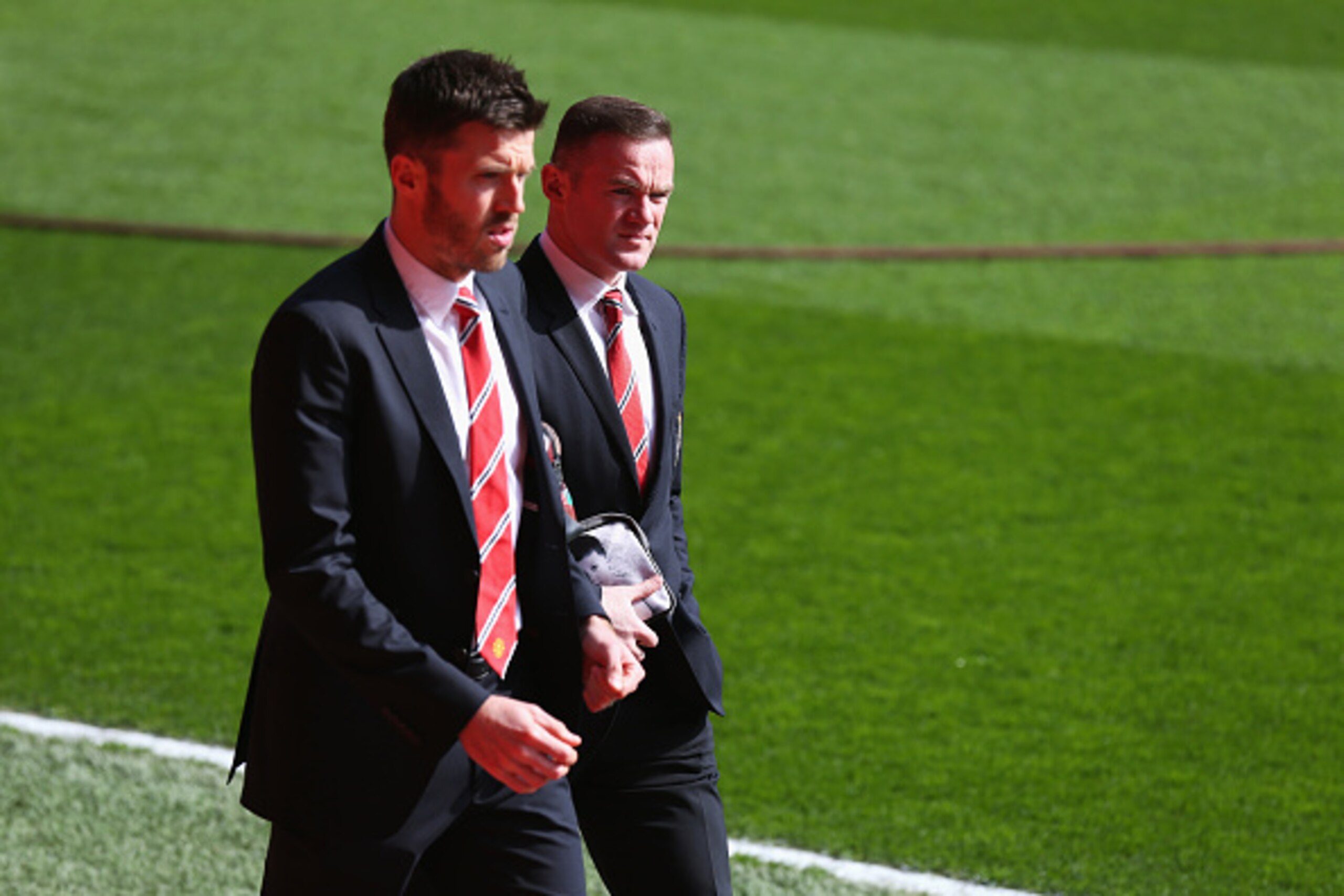LIVERPOOL, ENGLAND - MARCH 22:  Wayne Rooney (R) and Michael Carrick of Manchester United arrive for the Barclays Premier League match between Liverpool and Manchester United at Anfield on March 22, 2015 in Liverpool, England.  (Photo by Alex Livesey/Gett
